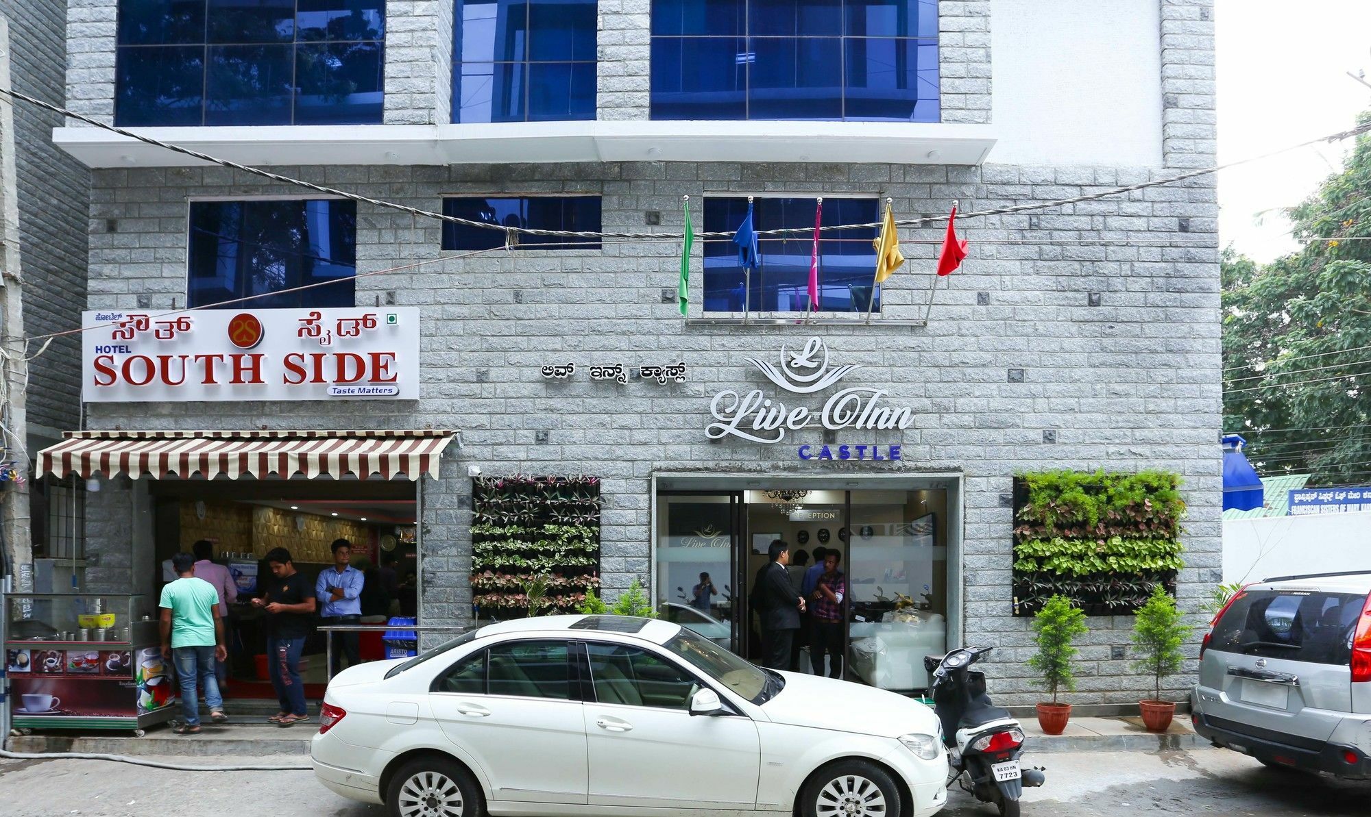 Hotel Treebo Live Castle Bangalore