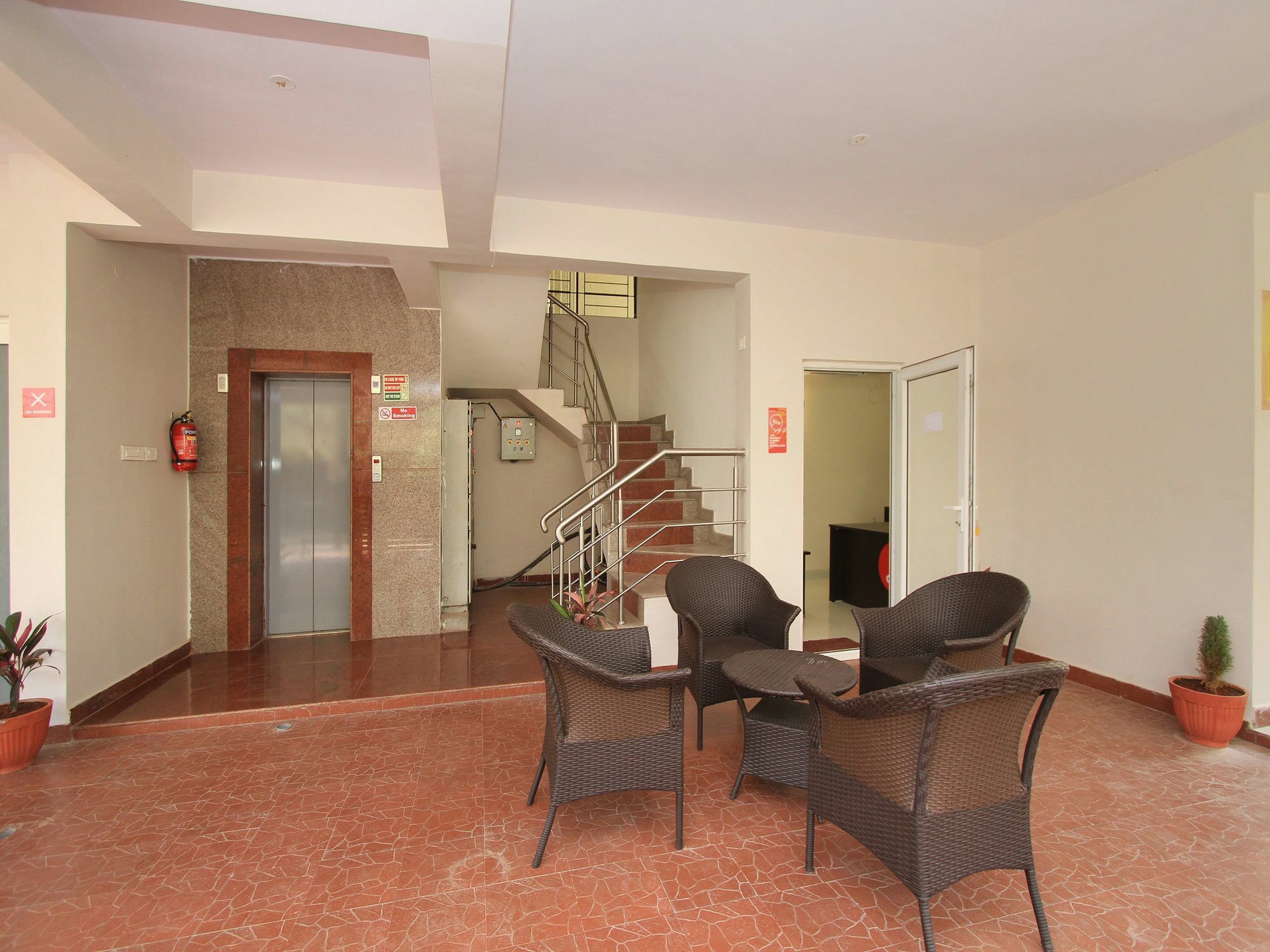 Oyo 12962 Mafroosha Corporate Bangalore