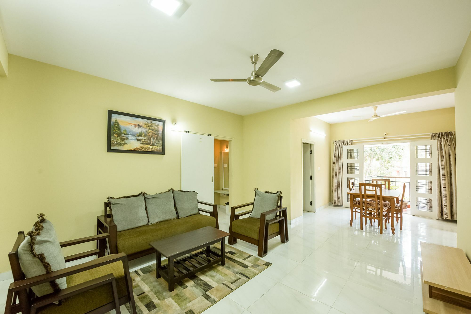 Catalyst Suites-jp Nagar Hotel