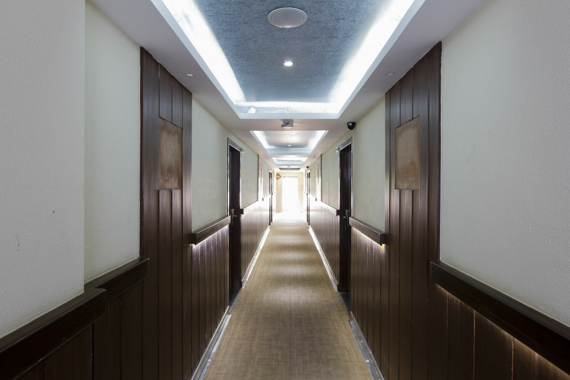 R D Suites Koramangala 3* Bangalore