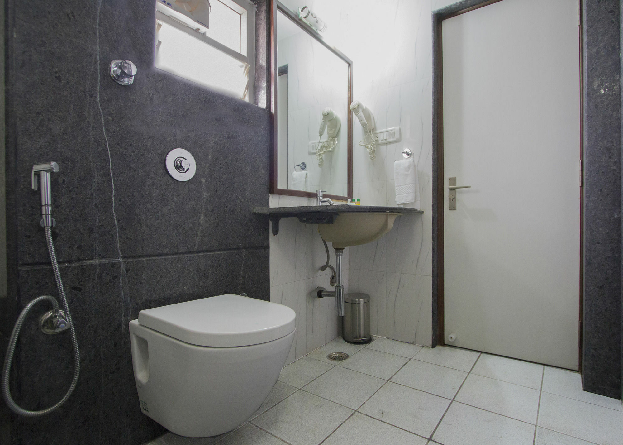 Bed & Breakfast R D Suites Koramangala Bangalore