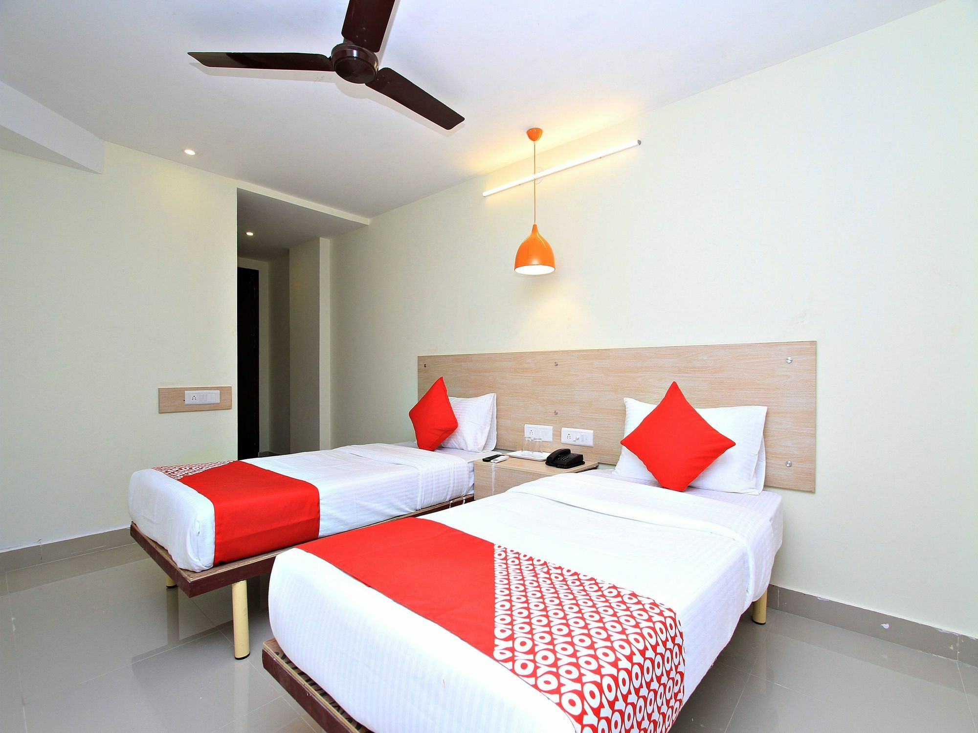 Hotel Oyo 11927 Varcity Imperium Bangalore
