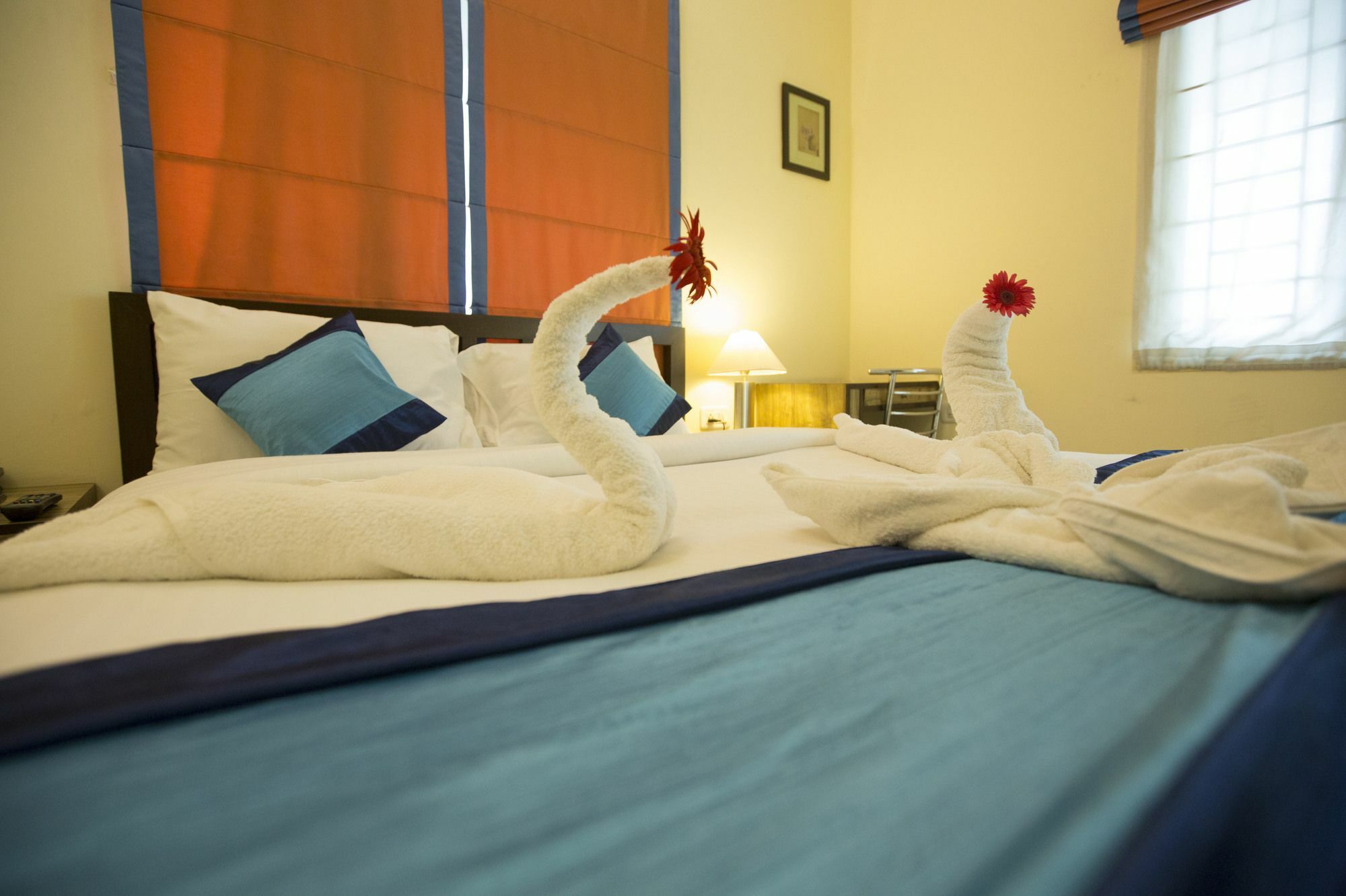 Hotel Mint Queensway Near Ulsoor 3*