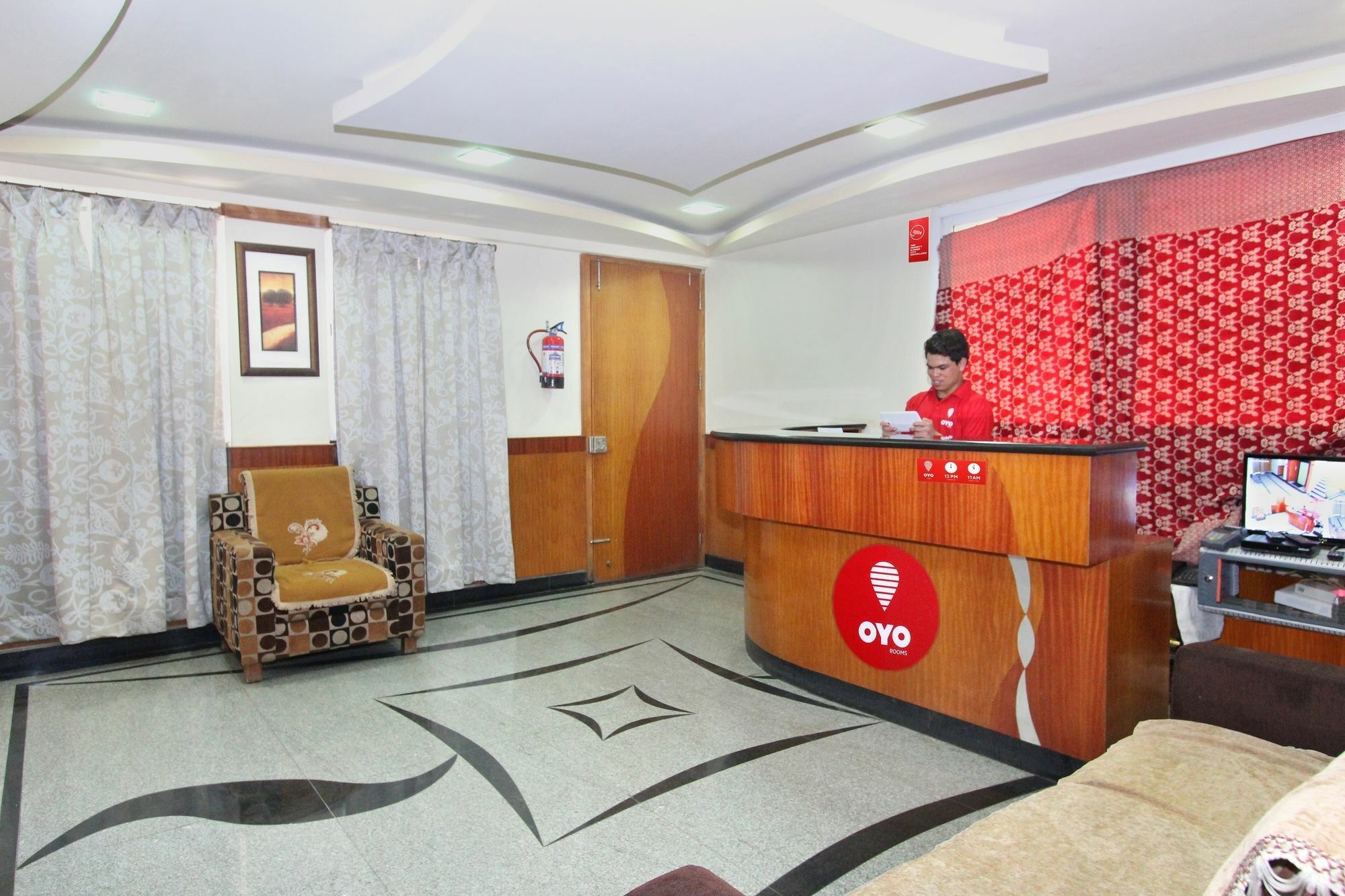 Oyo 8252 Aayush Corporate 2* Bangalore