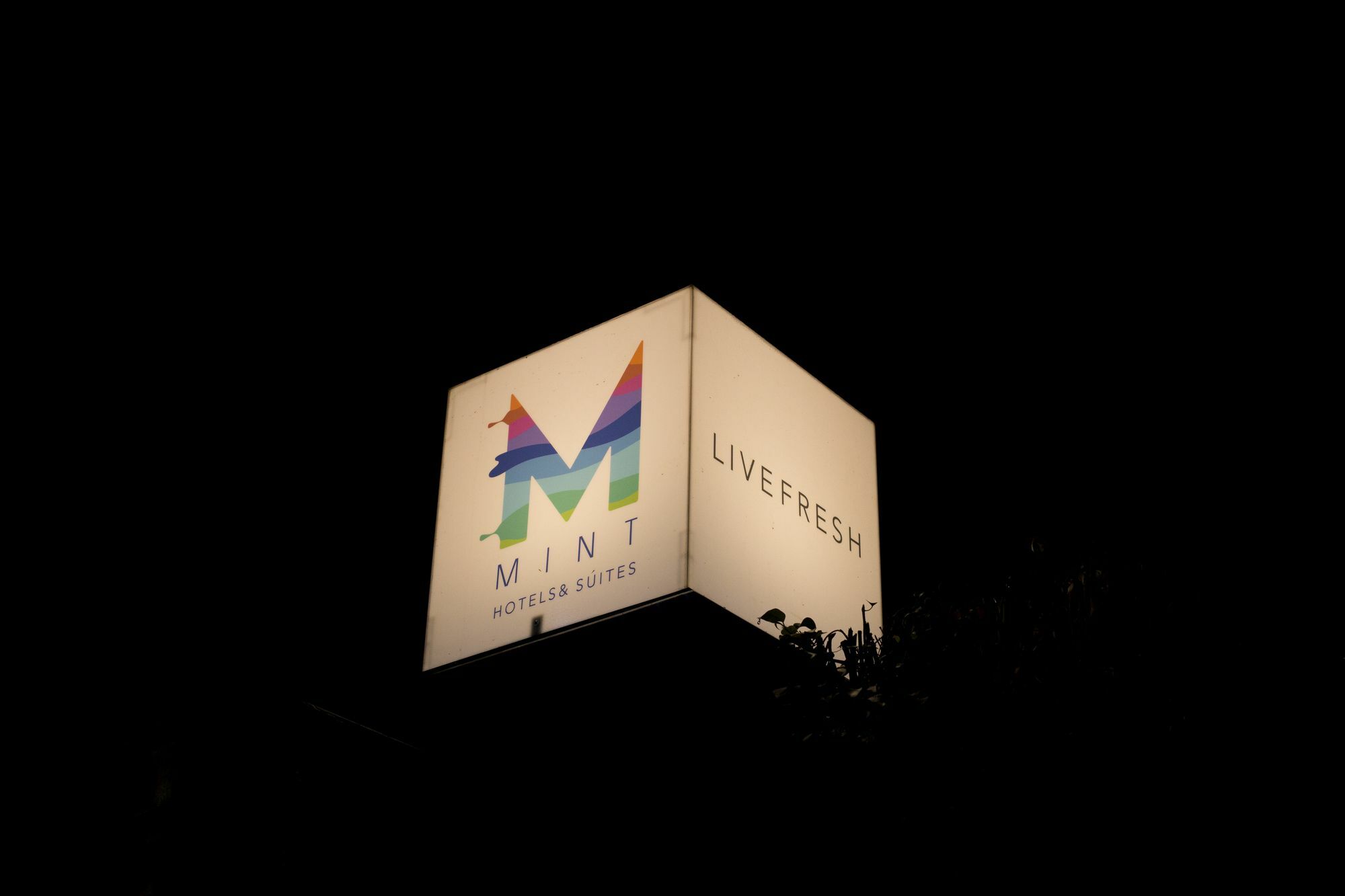 Mint Queensway Near Ulsoor Hotel