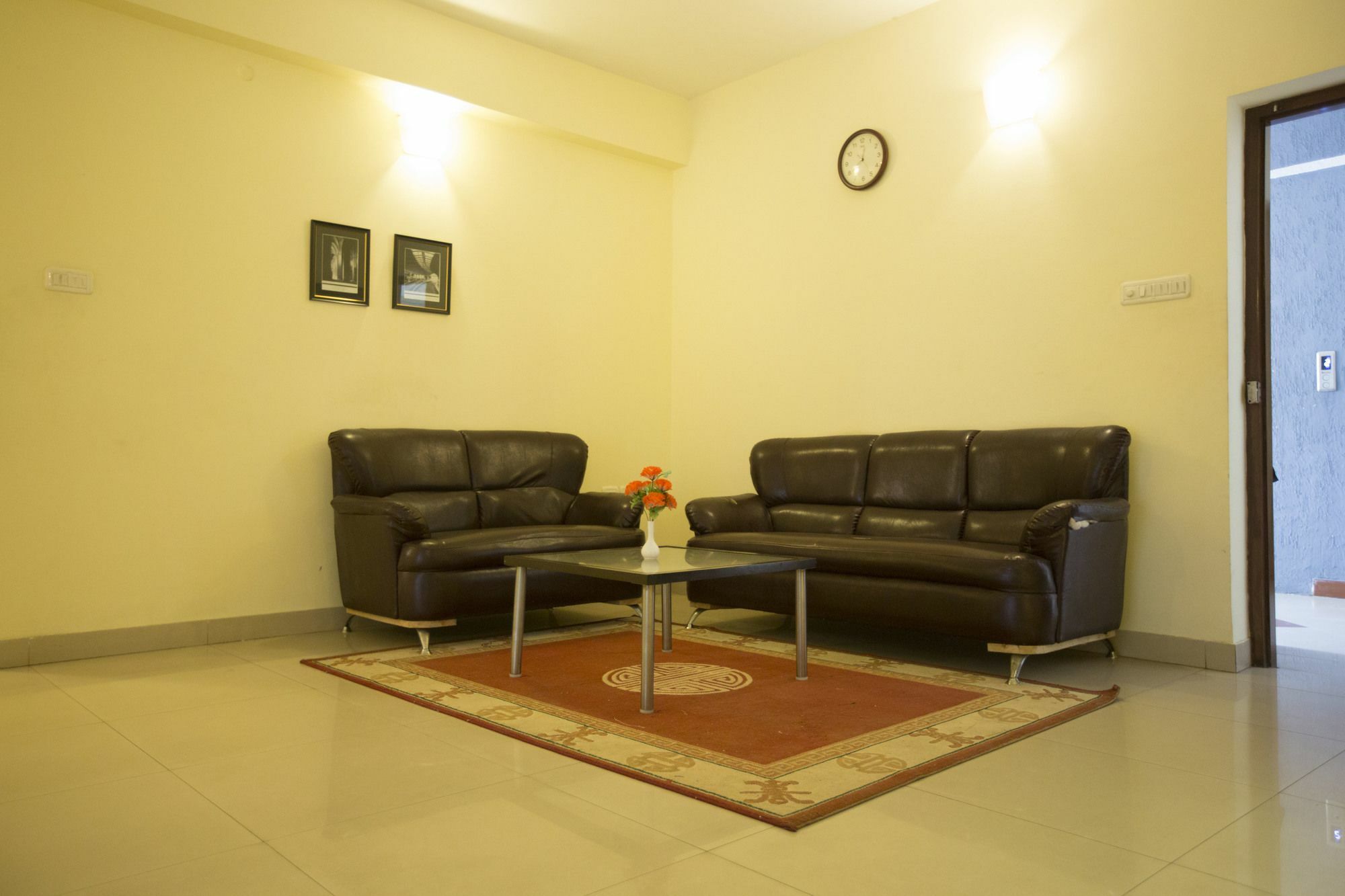Hotel Mint Queensway Near Ulsoor Bangalore