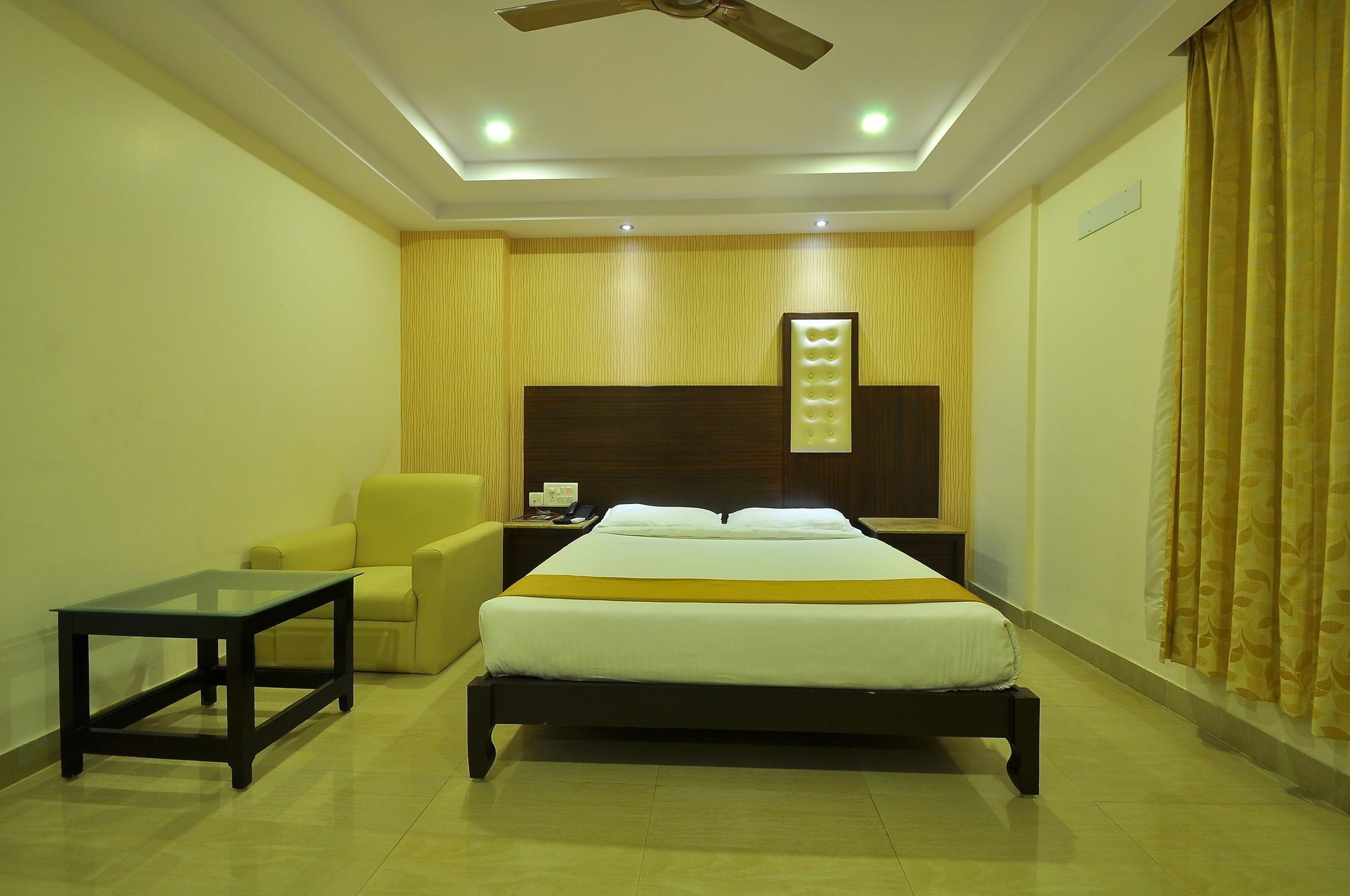Premier Comfort Hotel