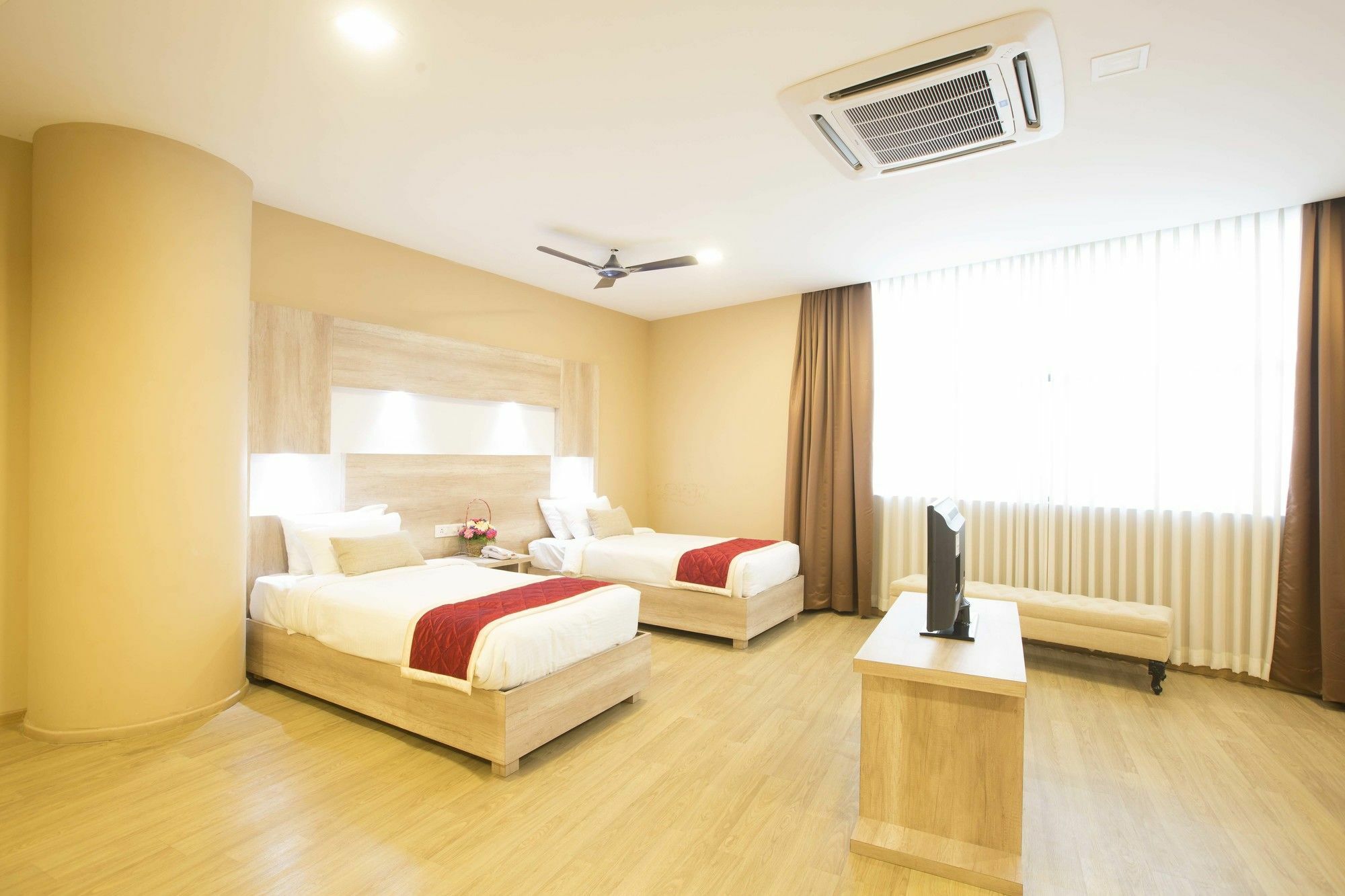 Hotel Supreme 3*