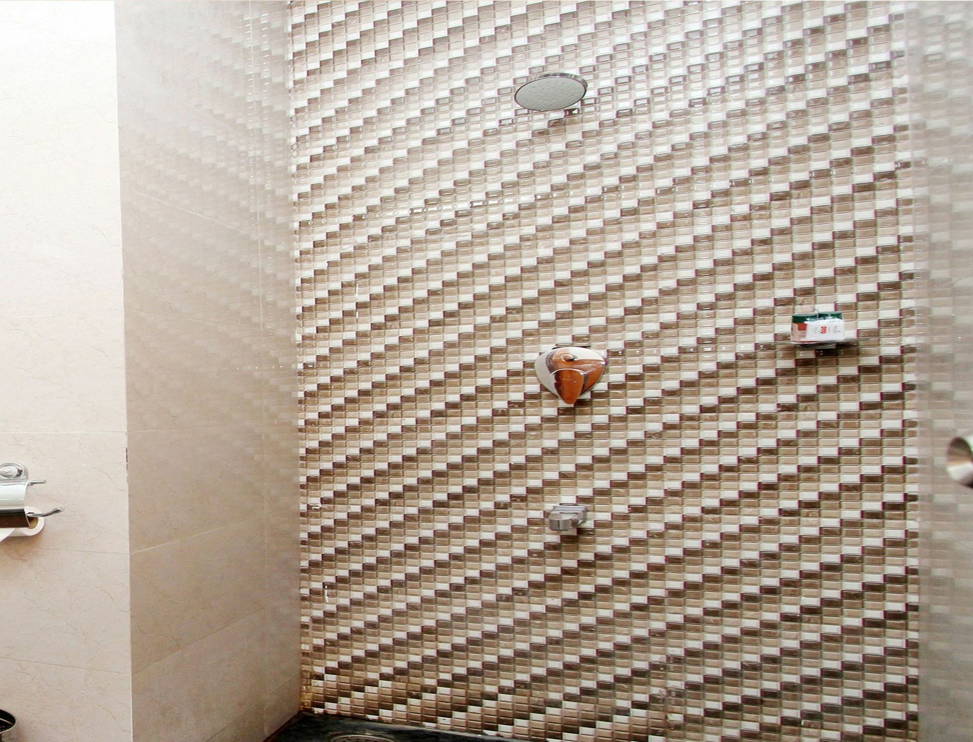 Hotel Oyo 4600 Ut Elegance Bangalore