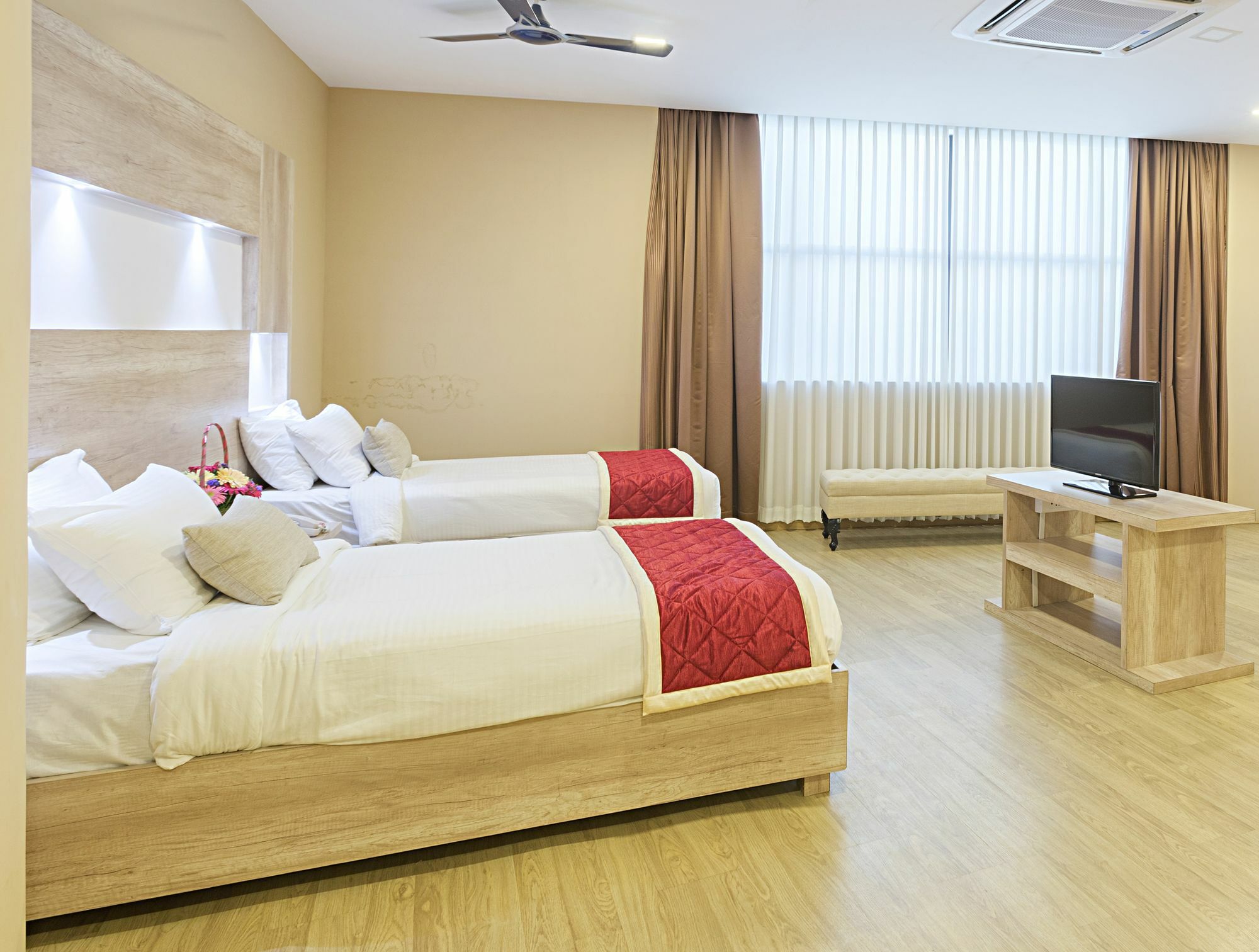 Supreme Hotel
