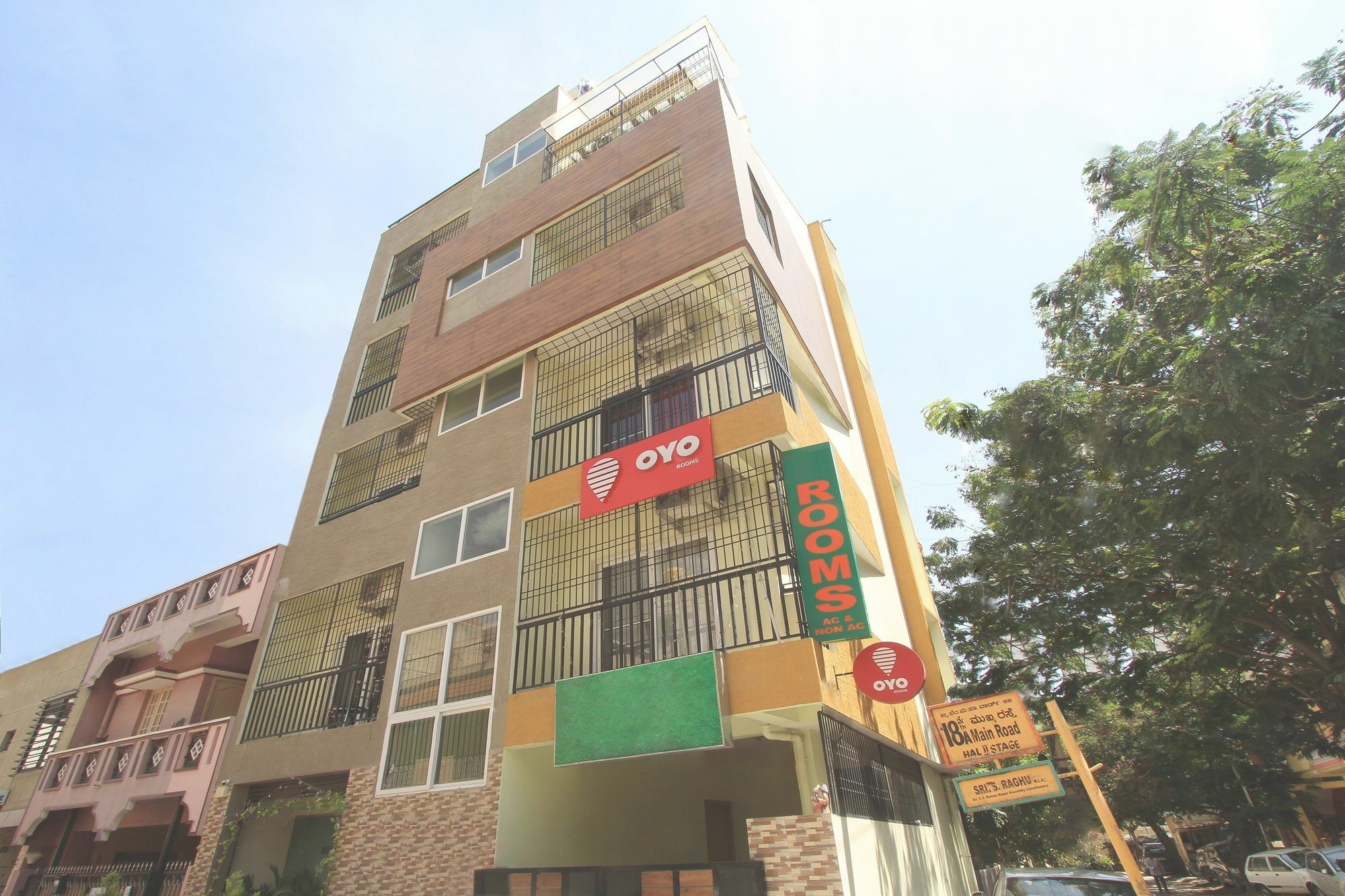 Oyo Indiranagar 18th Main 3*