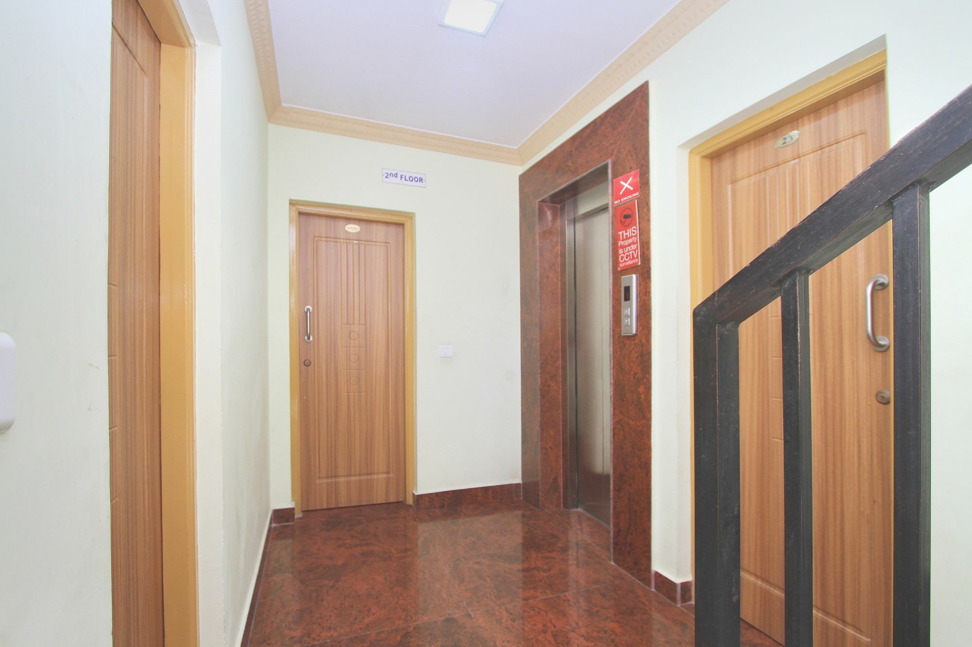 Hotel Oyo Indiranagar 18th Main 3*