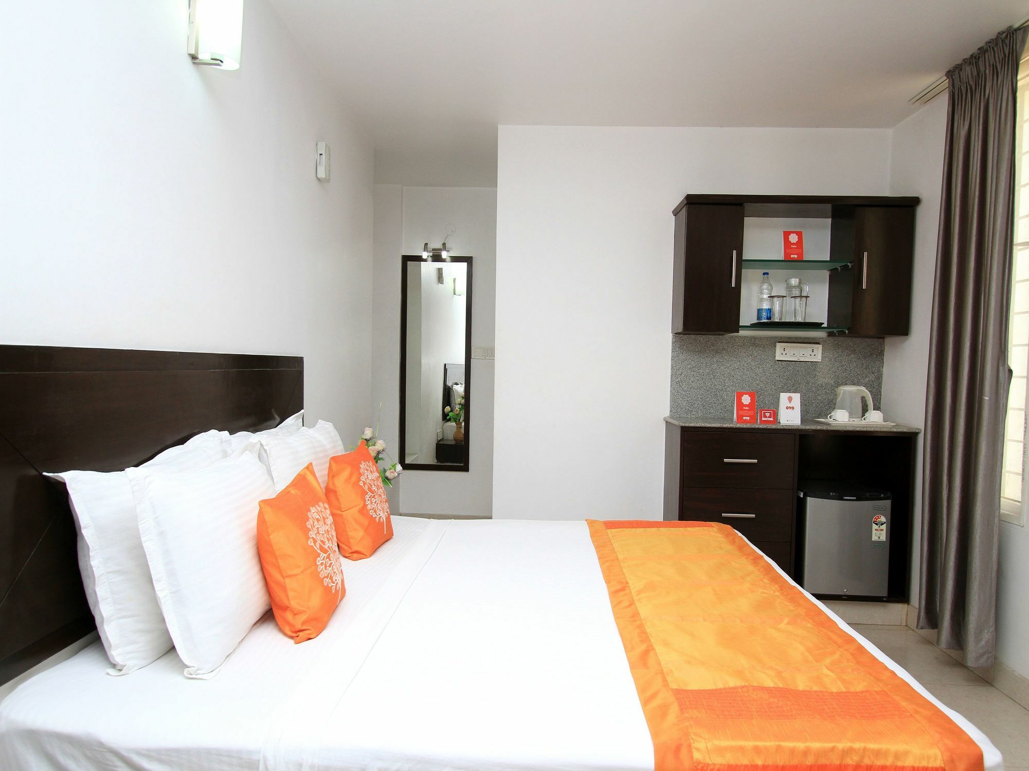 Hotel Oyo 7924 Little Lilly Guest 2*