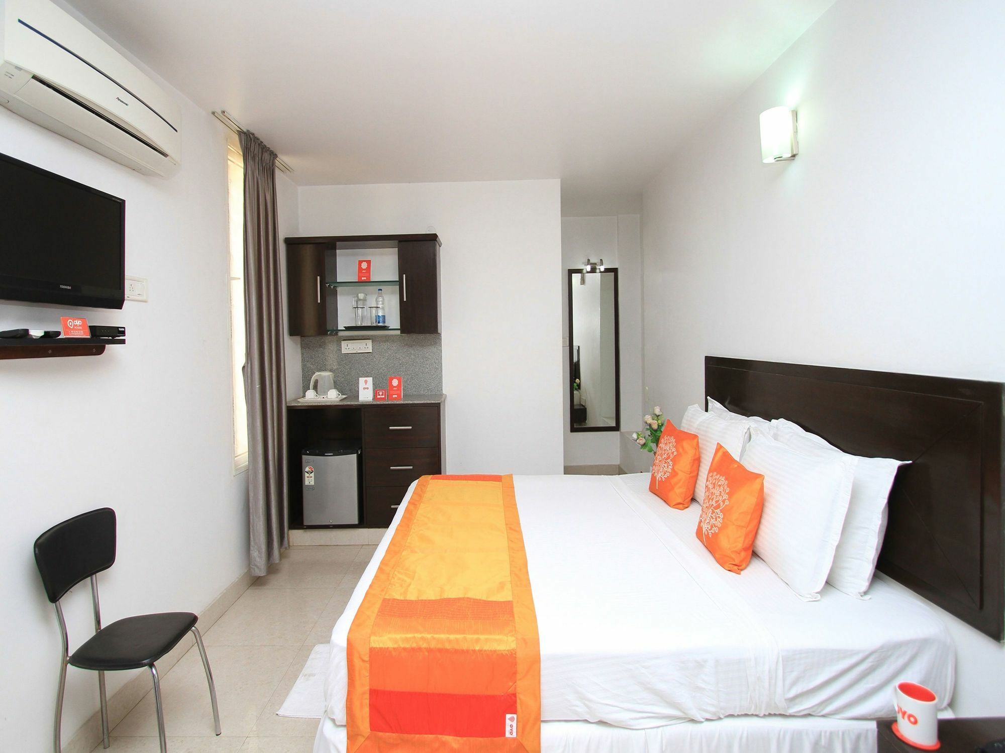 Oyo 7924 Little Lilly Guest Hotel 2*