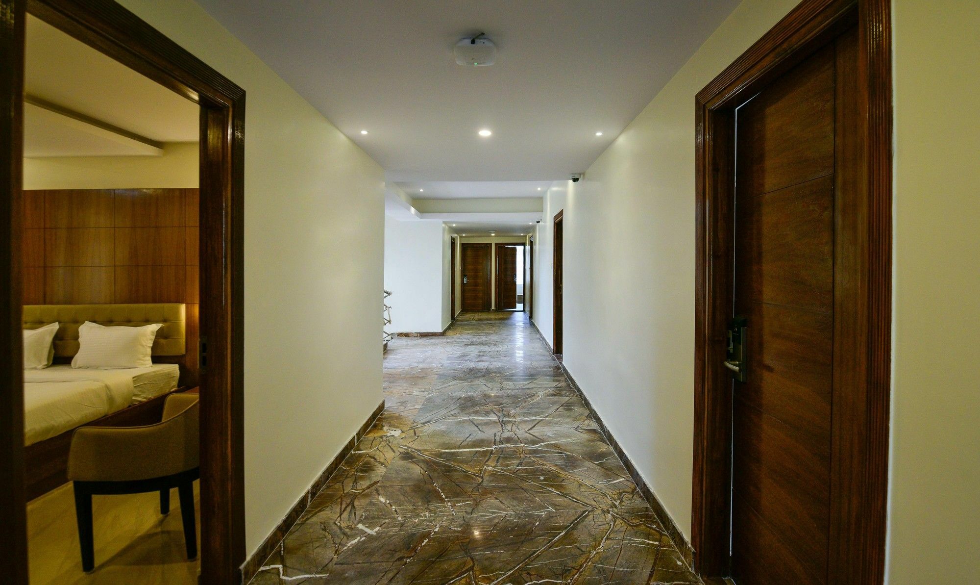 Hotel Treebo Kanaka Grand Bangalore
