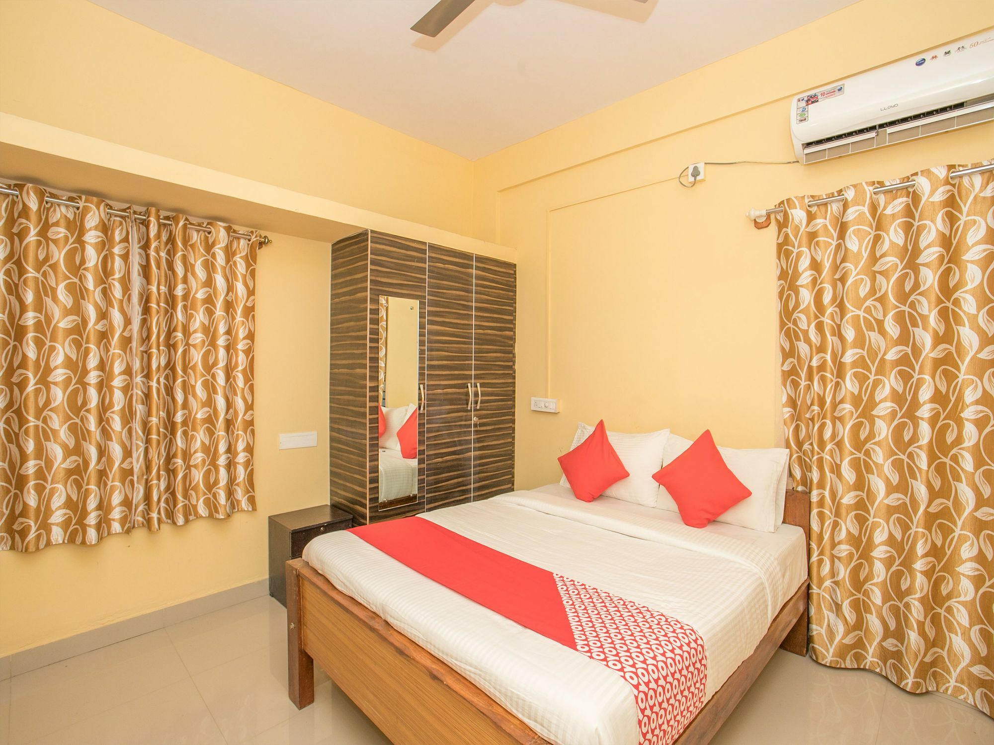 Hotel Oyo 12776 Sv