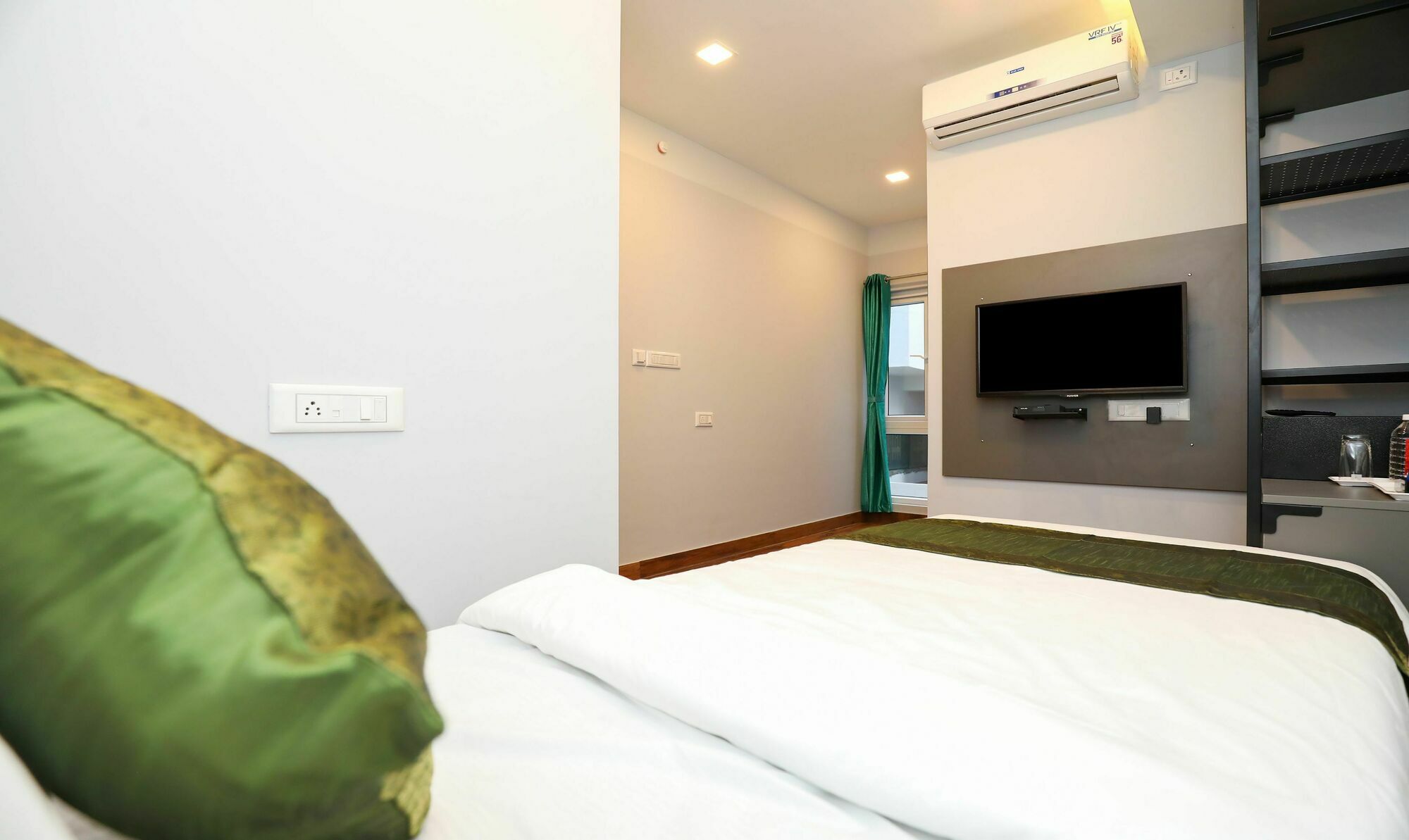 Hotel Treebo Apple