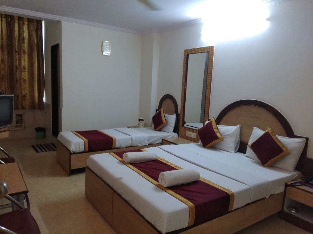 Gangothri Hotel