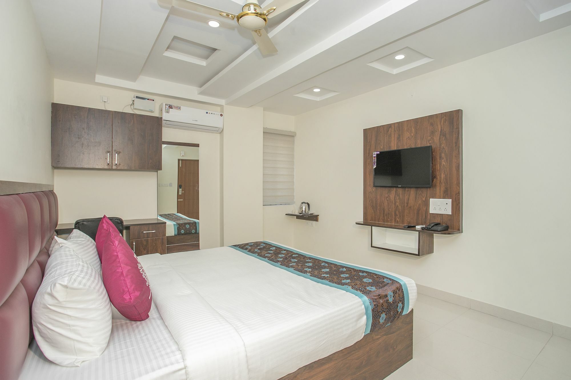 Oyo 11387 Kozy 2* Bangalore