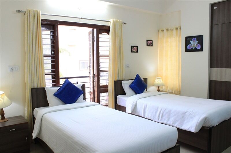 Shiv Enclave 3*