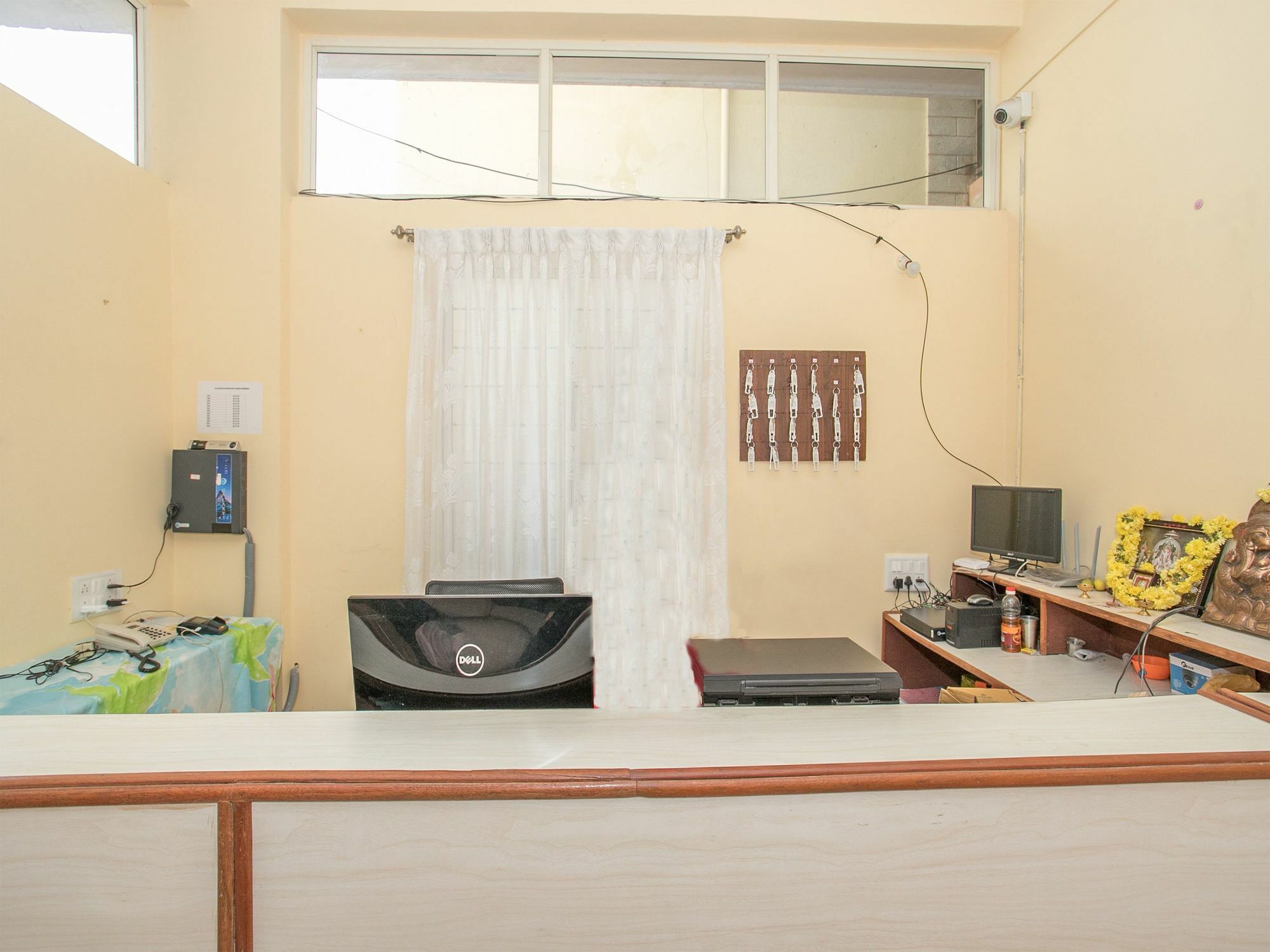Oyo 12776 Sv Hotel