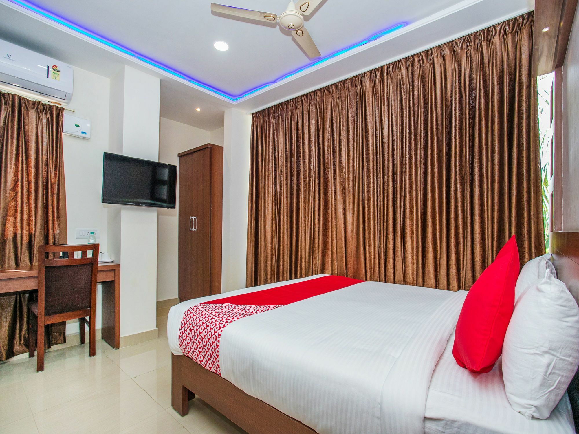 Hotel Oyo 16473 Ring View 2*