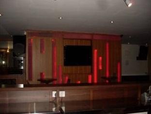 Ascot Hotel