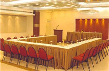 Hotel Chalukya 2*