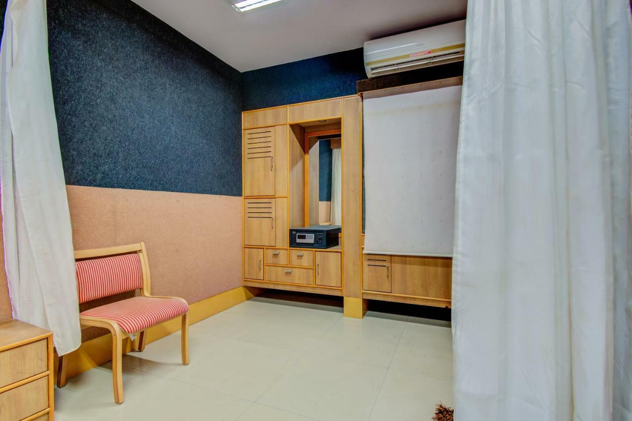 Hotel Oyo 1327 Inchara Bangalore