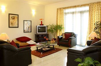 Hotel Hummingbird - Hybiscus 4*