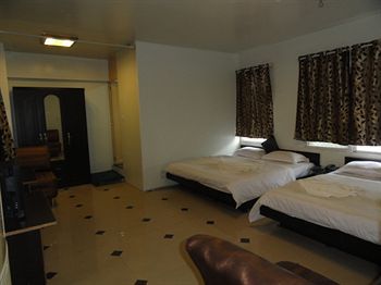 T.a.p. Gold Crest Hotel