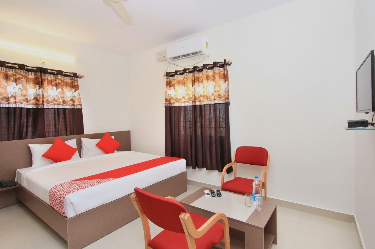 Oyo 11730 Maruthi Global 3*