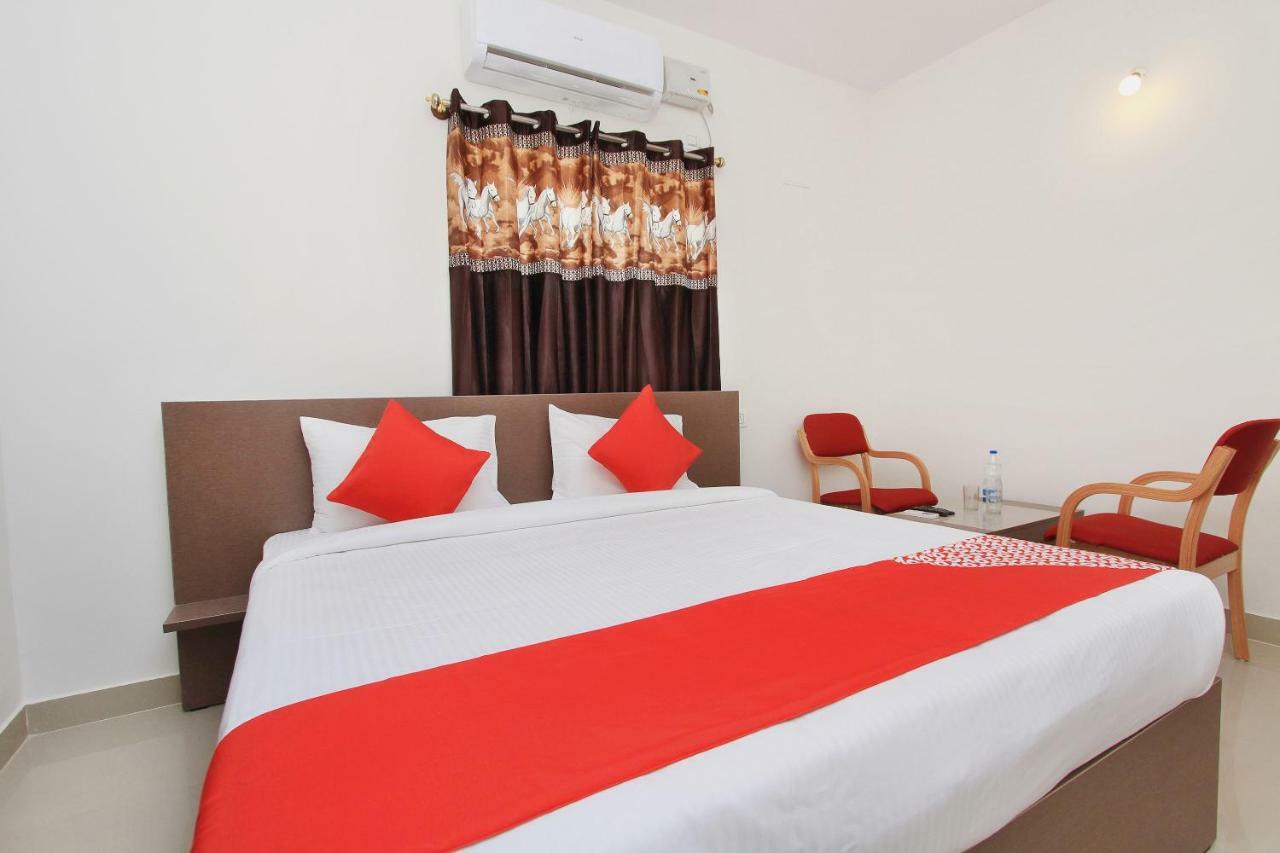 Hotel Oyo 11730 Maruthi Global Bangalore