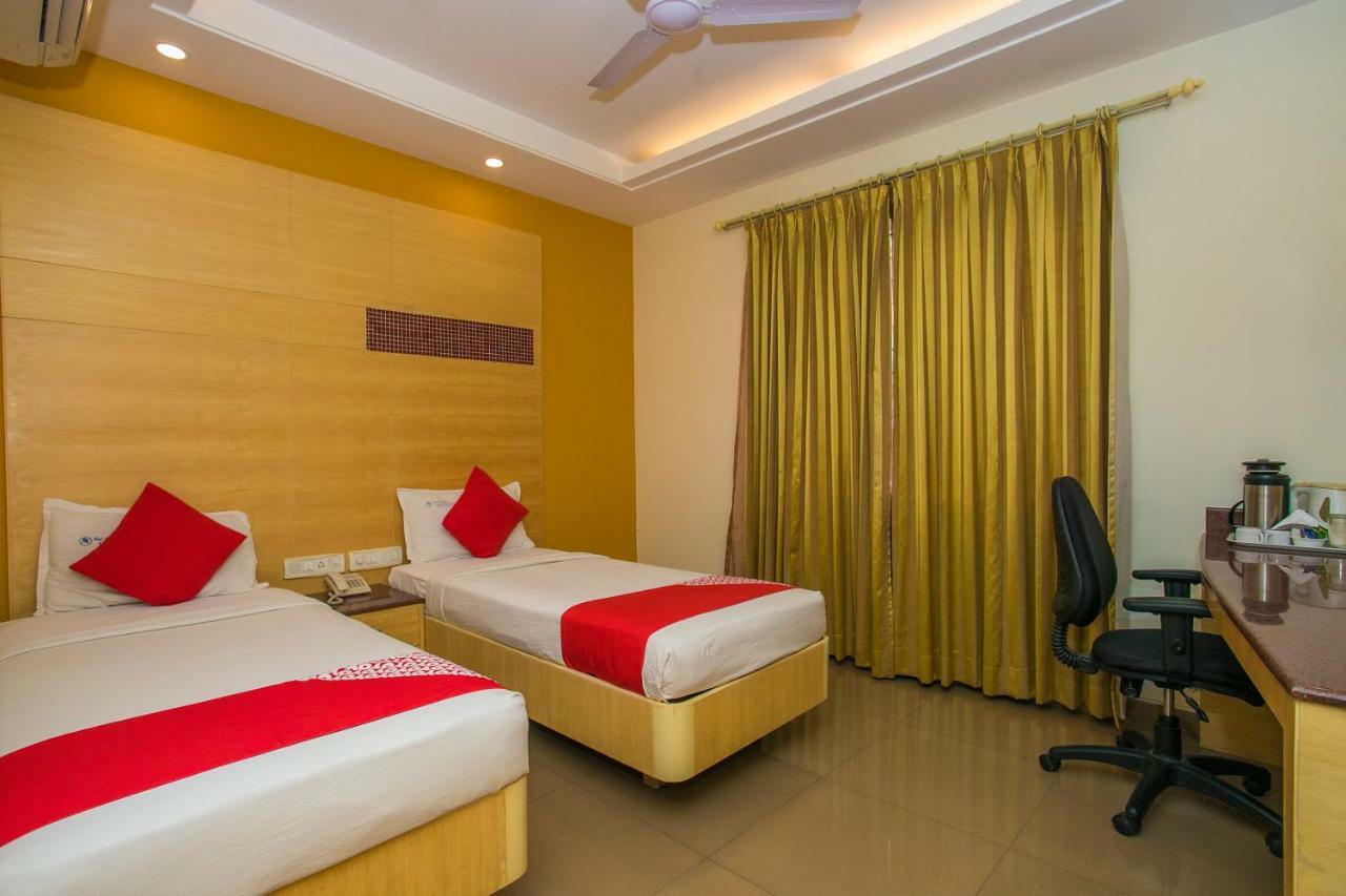 Oyo 16557 Sri Krishna International 3* Bangalore
