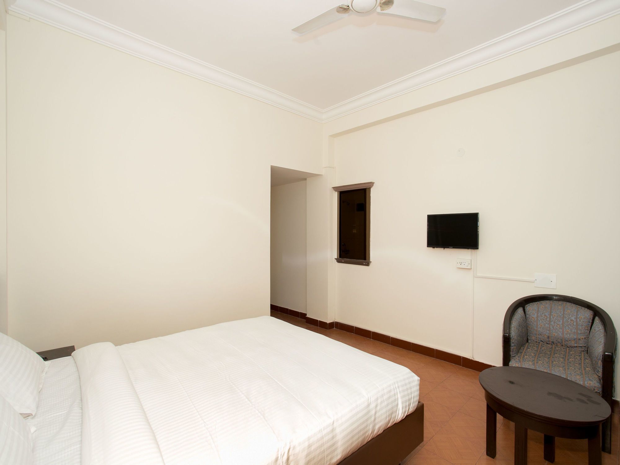 Oyo 10478 Raj Residency