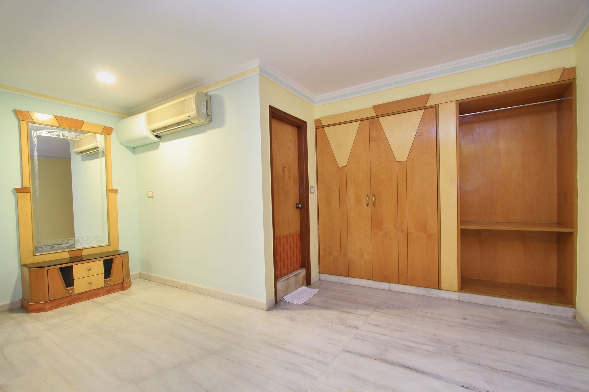 Oyo 4531 Pleasant Hotel Bangalore