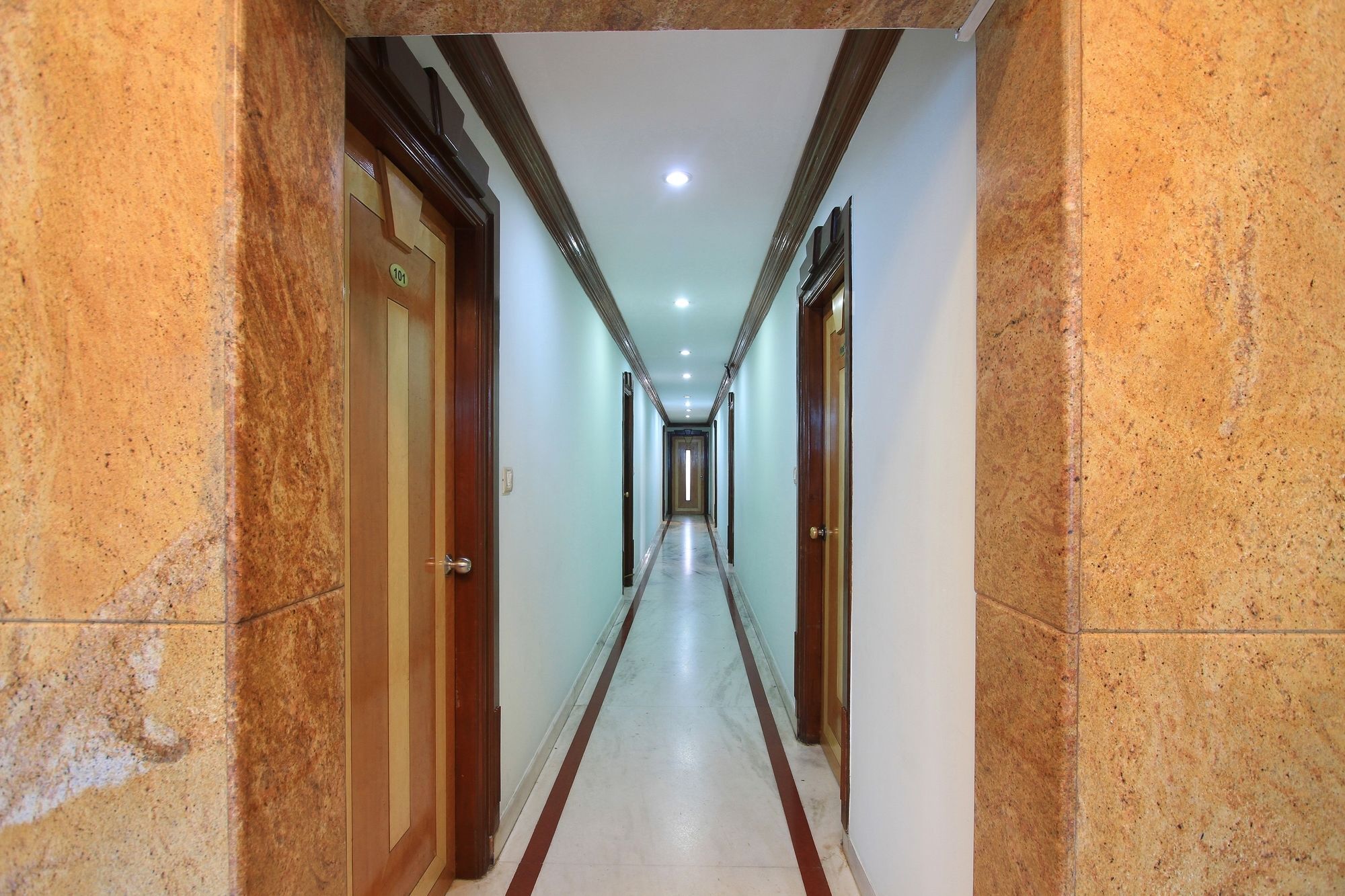 Oyo 4531 Pleasant Hotel Bangalore