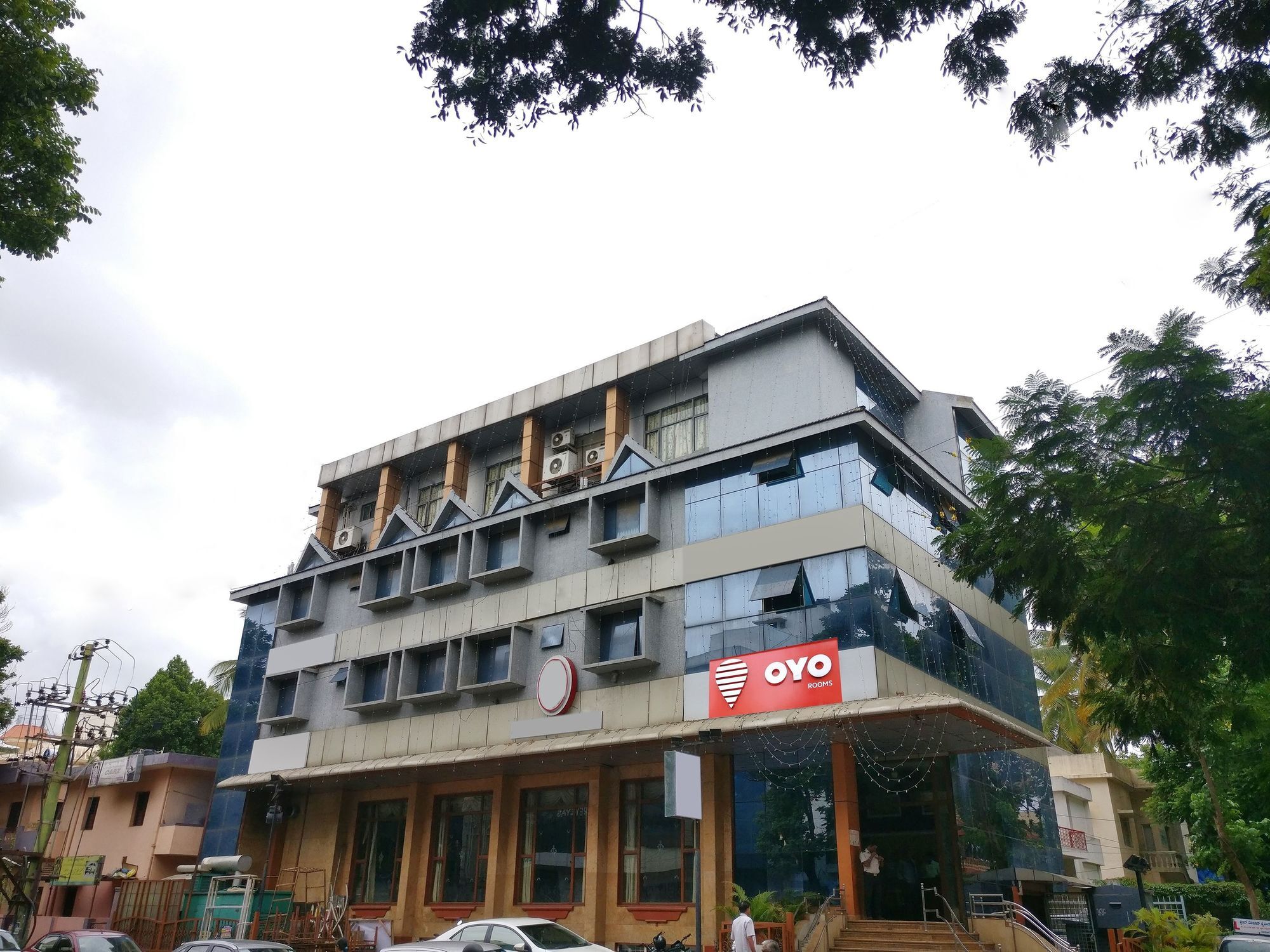 Oyo 4531 Pleasant Hotel 2*