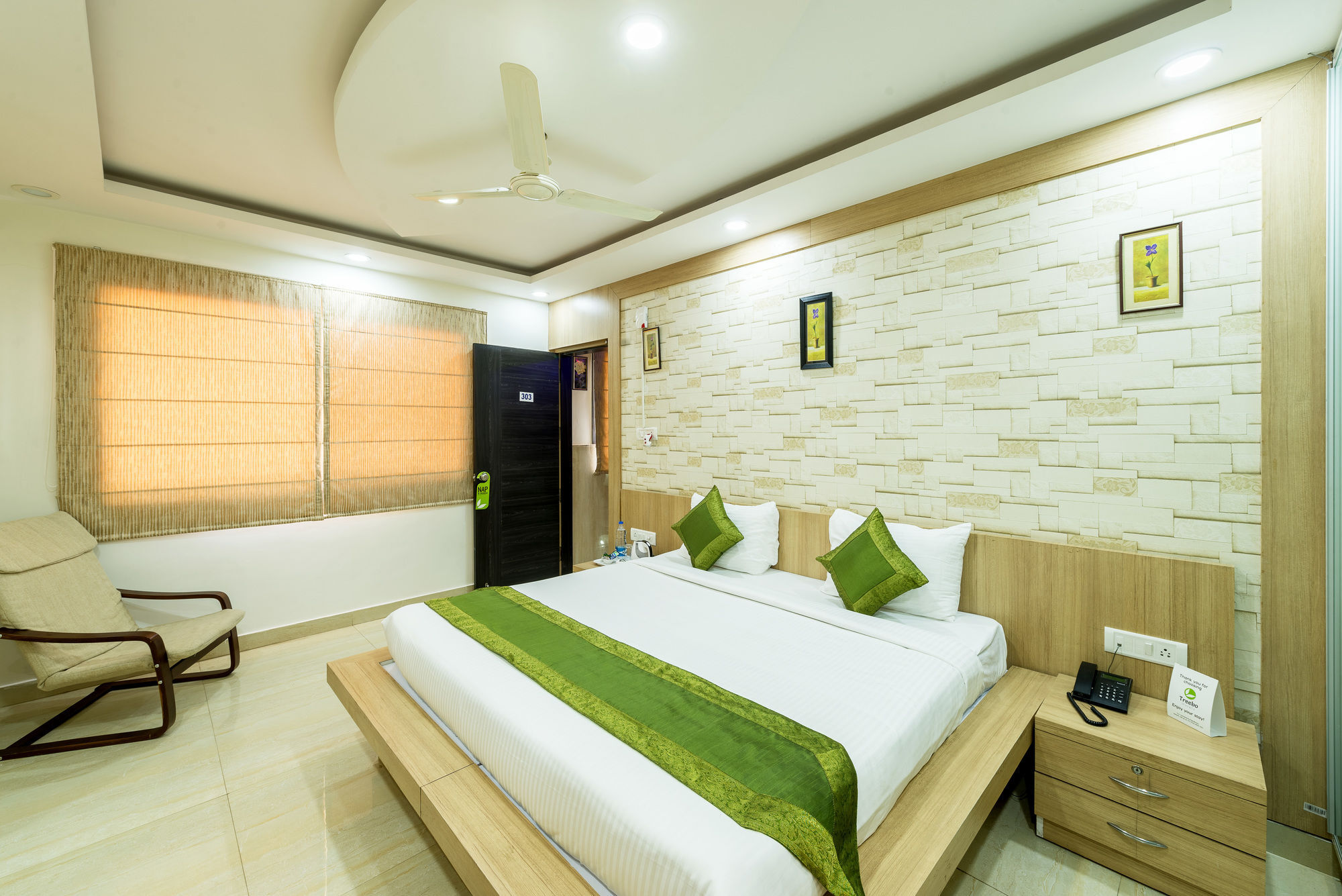 Treebo Shree Krishn Comfort 2*