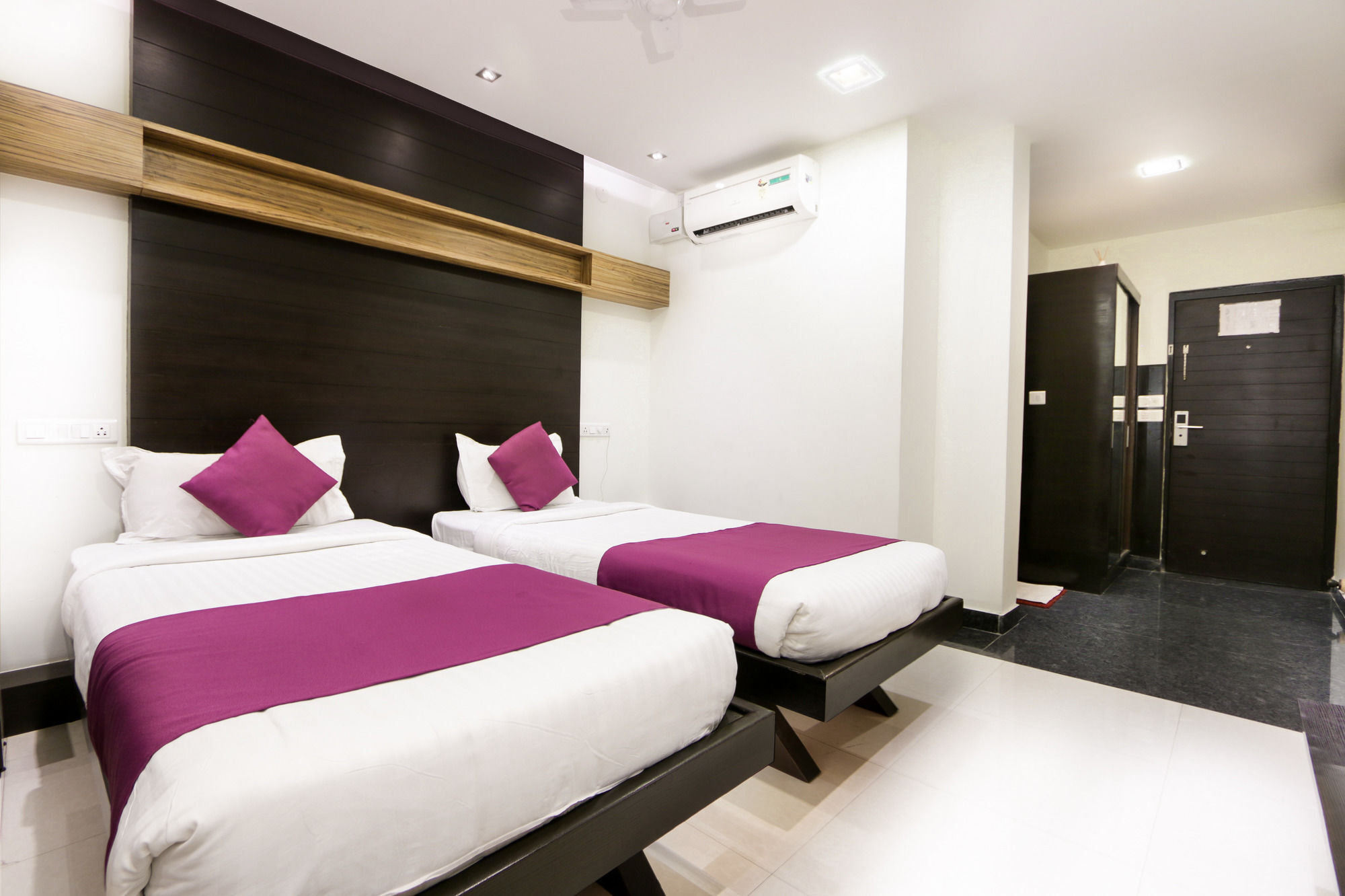 Prajwal By Mango 3*
