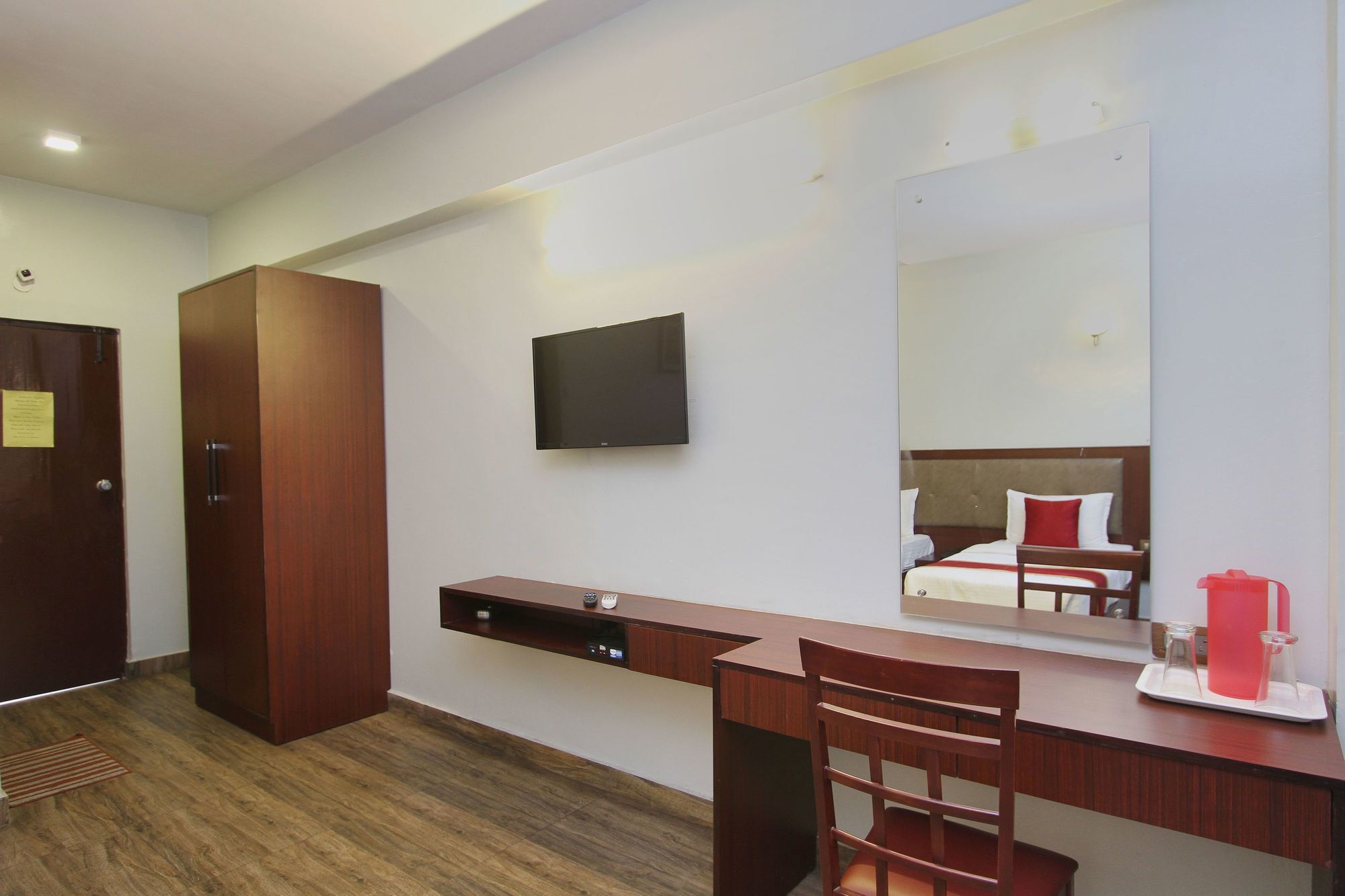 Hotel Oyo 5488 The Libra 3*