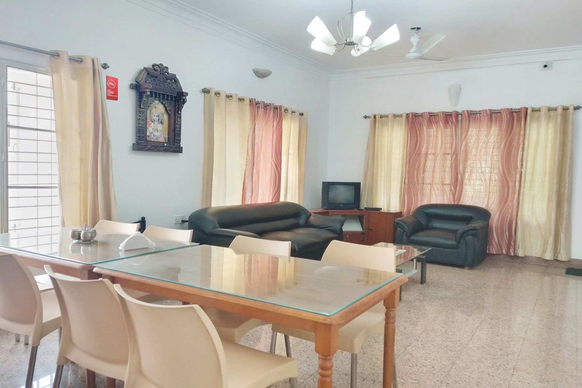 Oyo Btm 2nd Stage Silk Board Hotel Bangalore