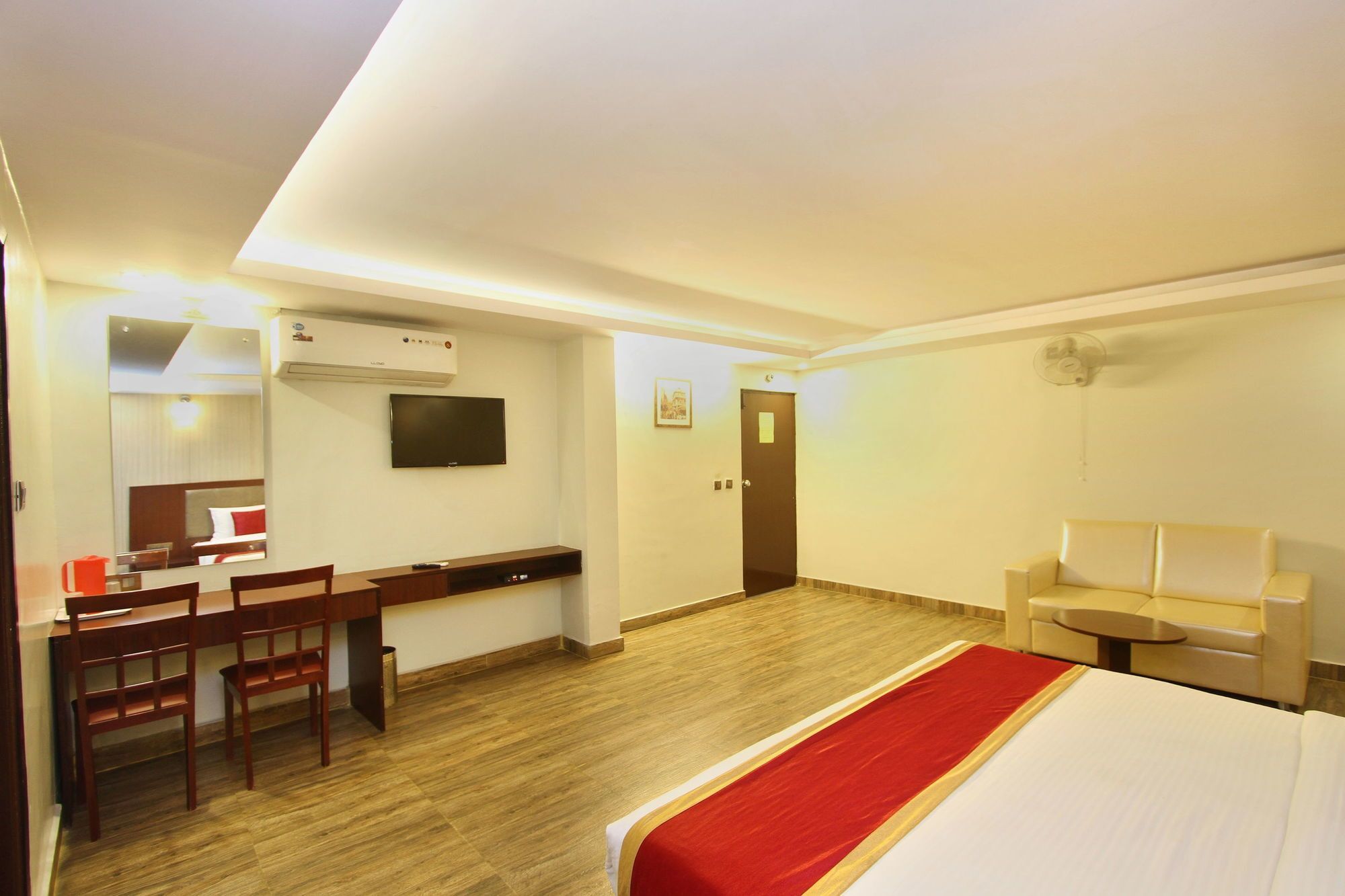 Oyo 5488 The Libra Hotel Bangalore