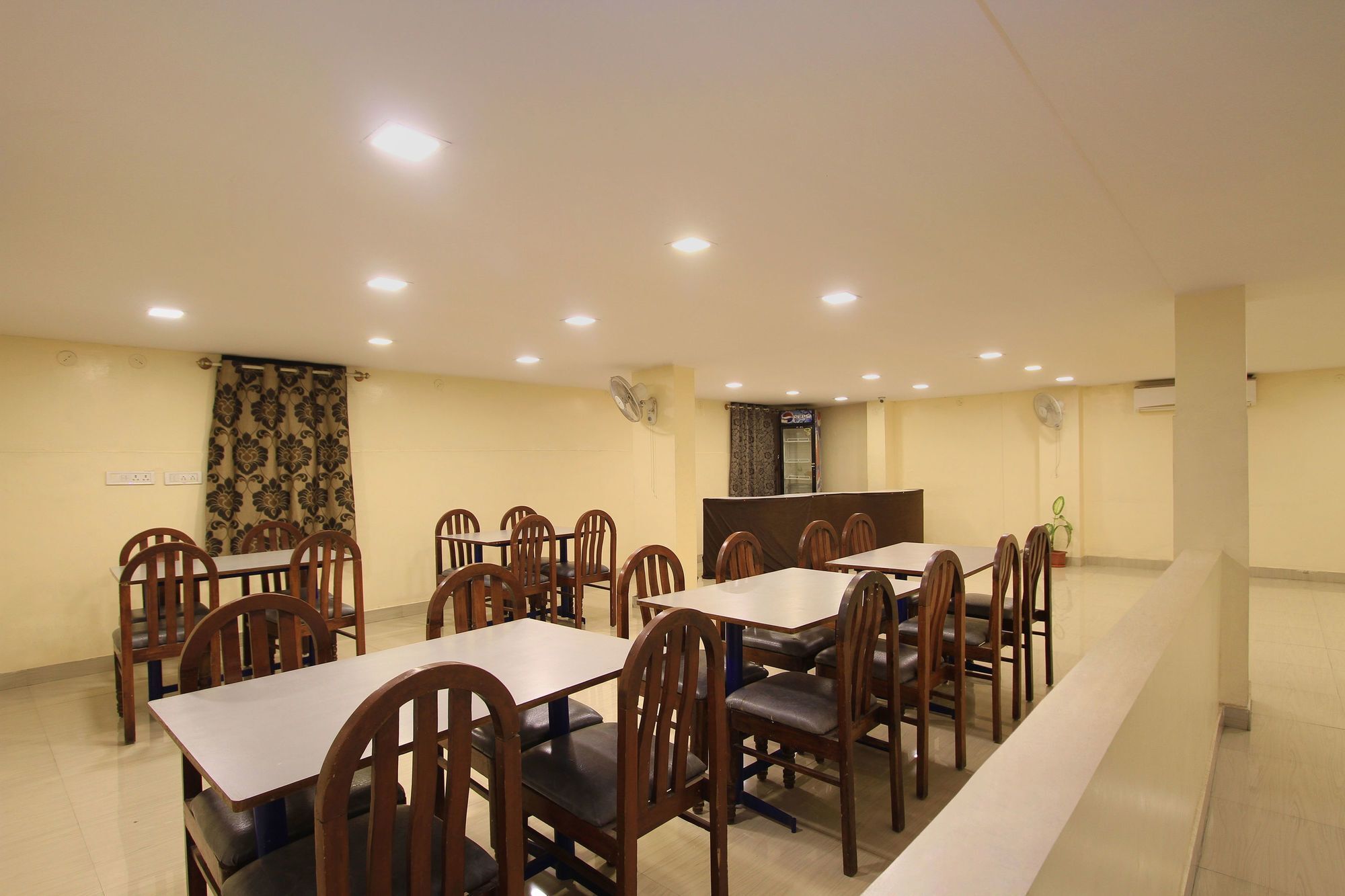 Hotel Oyo 5488 The Libra Bangalore