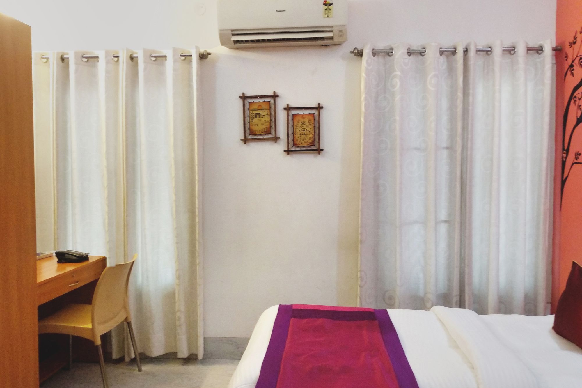 Oyo Btm 2nd Stage Silk Board Bangalore