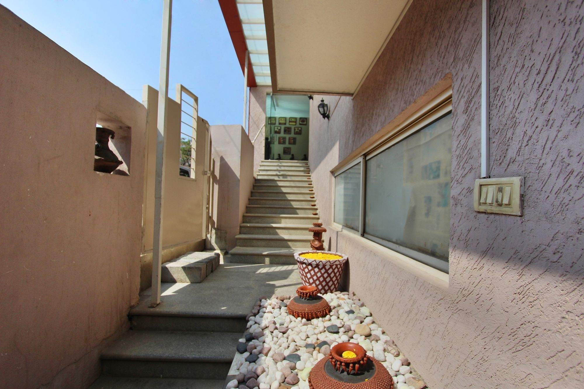 Oyo 289 Maharaja Signal Hotel