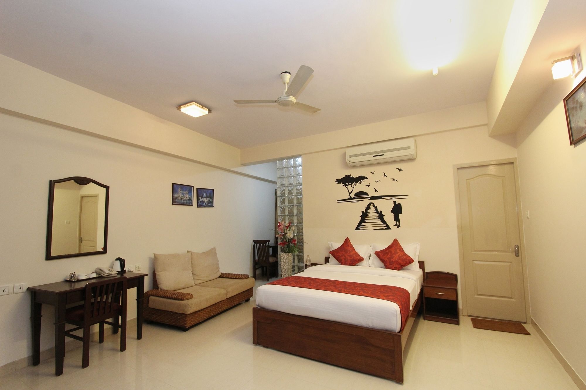 Oyo 289 Maharaja Signal Hotel 3*