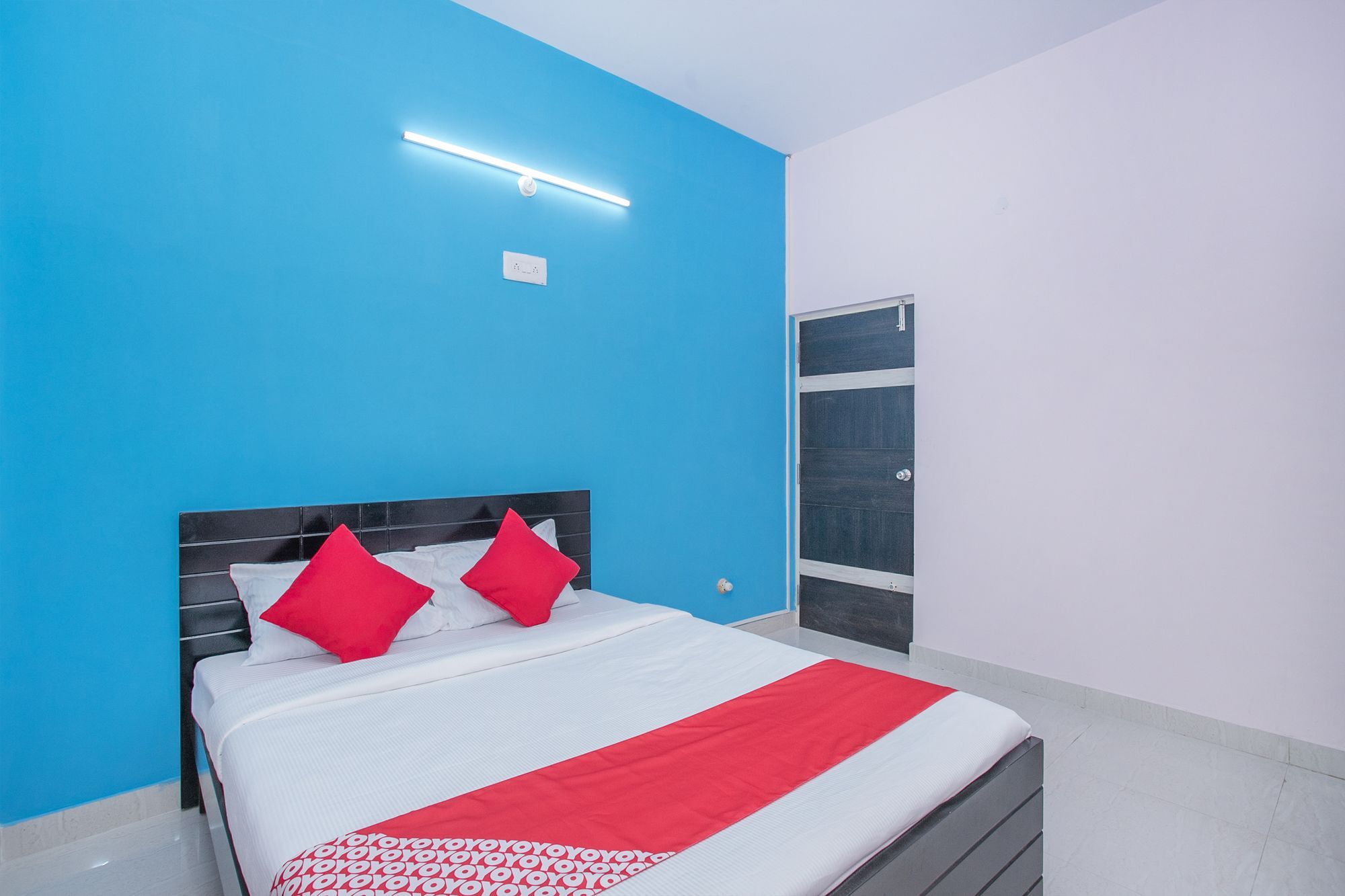 Oyo 11640 Aaira Hotel