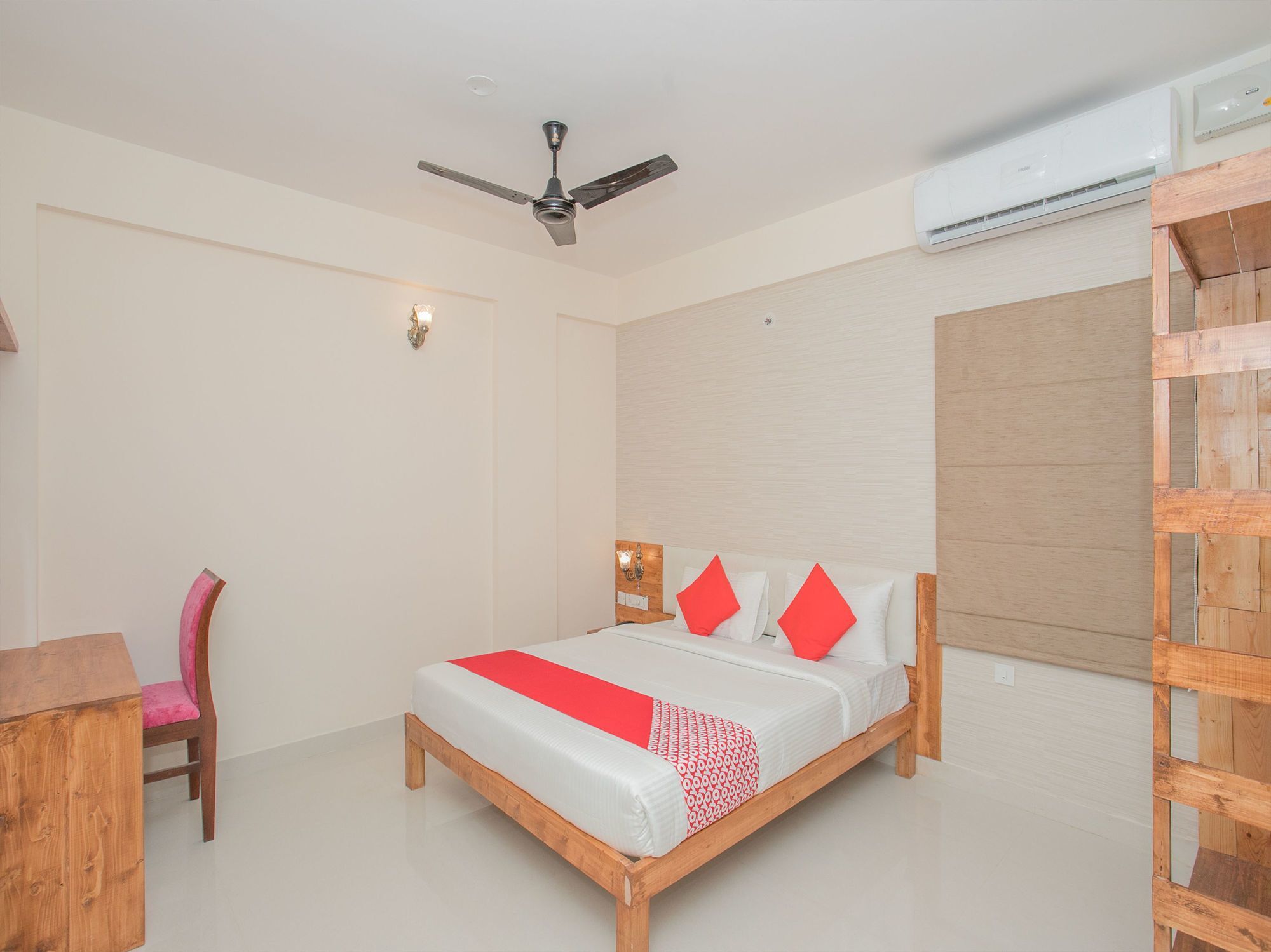 Oyo 12045 Dollars Nest Bangalore