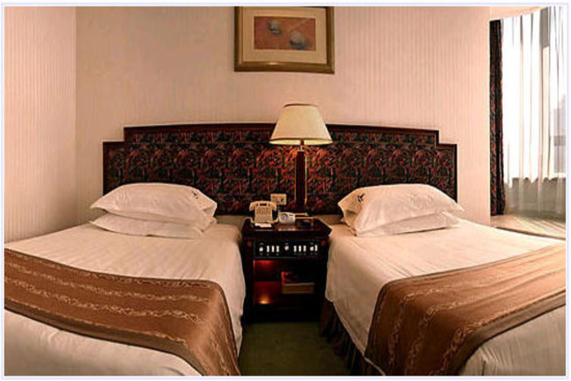 Sln Comforts Hotel